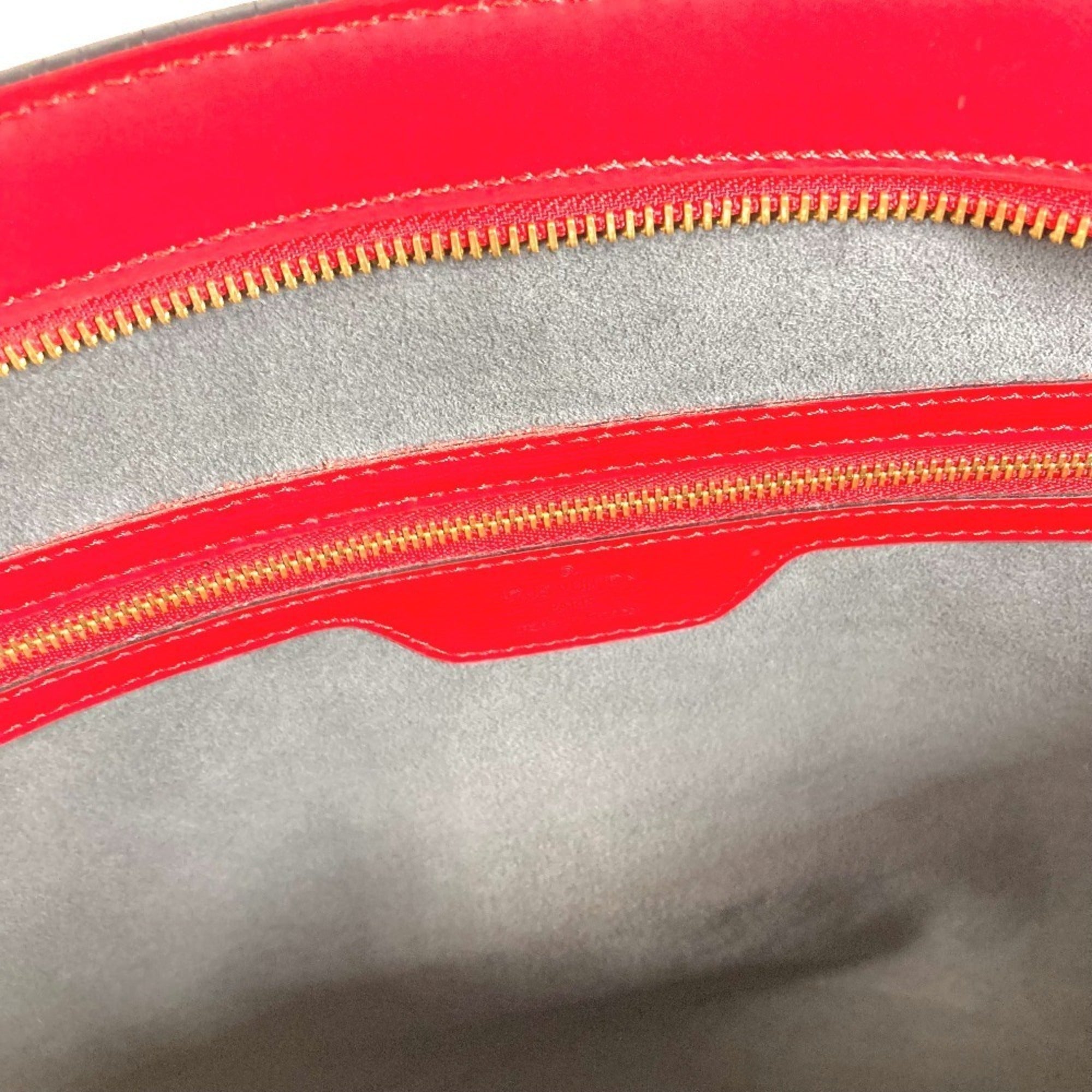 Louis Vuitton Castilian Red Red Color Epi Leather Shoulder Bag (Pre-Owned)