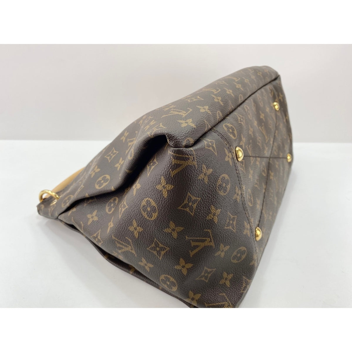 Louis Vuitton Brown Handbag (Pre-Owned)