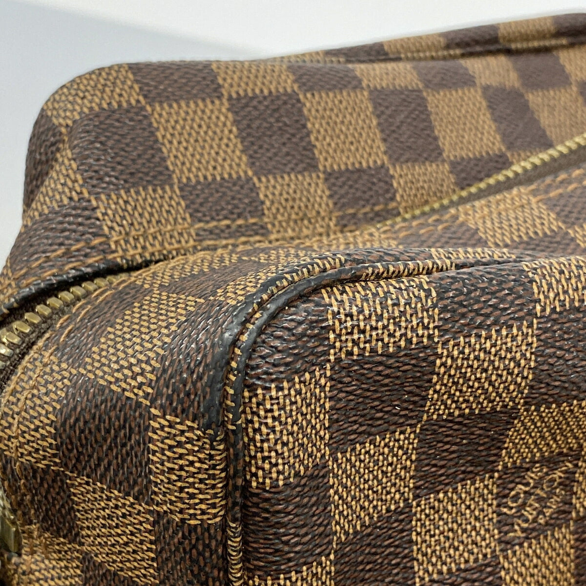 Louis Vuitton Ebene Shoulder Bag (Pre-Owned)