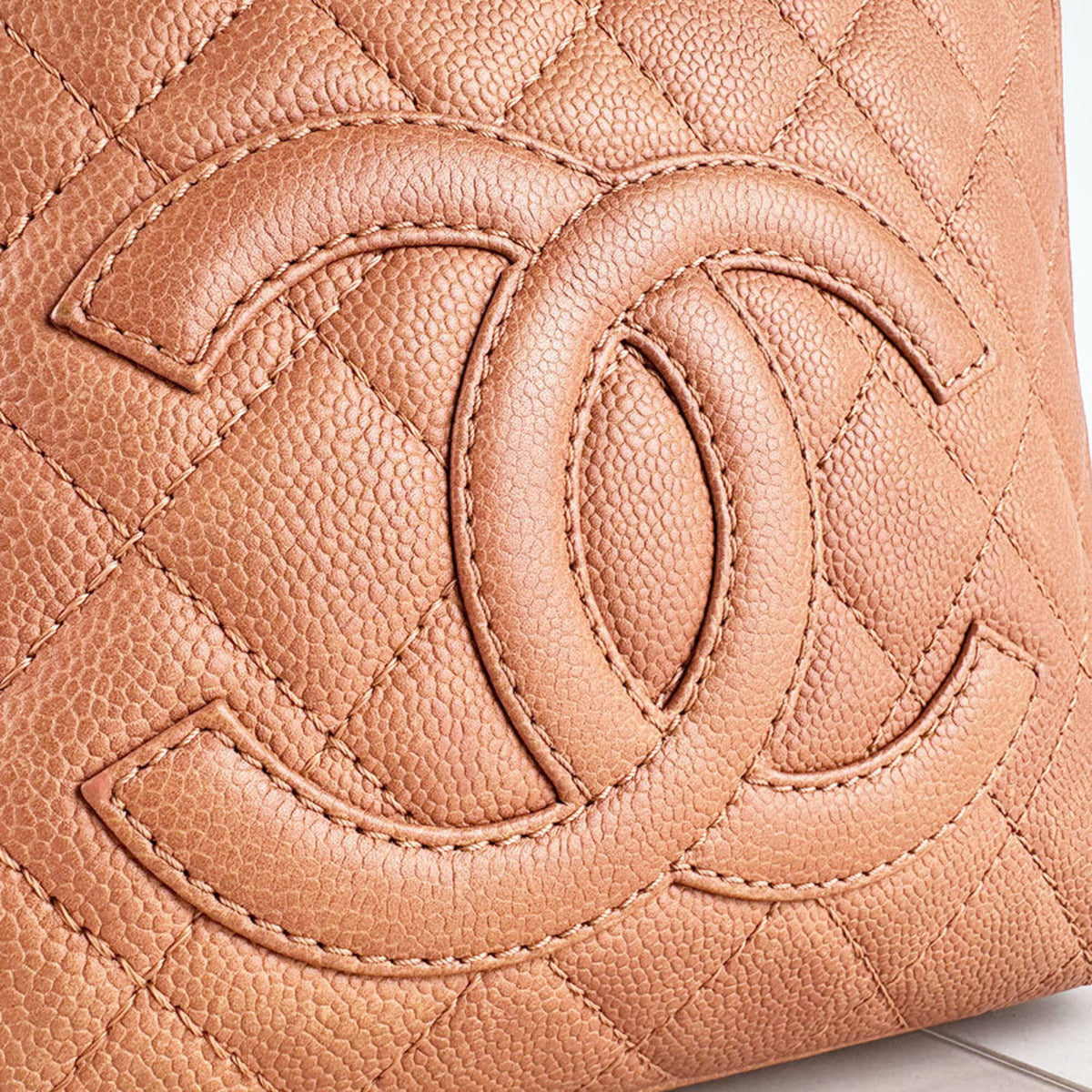 Chanel Pink Grained Calfskin Handbag (Pre-Owned)