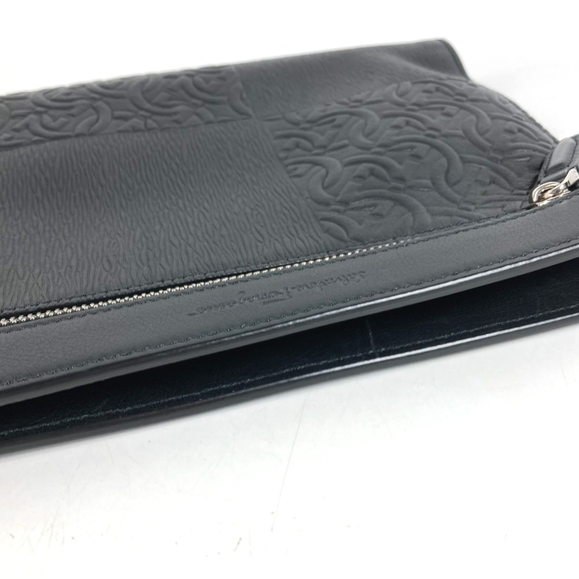 Salvatore Ferragamo Black Leather Clutch Bag Pouch (Pre-Owned)