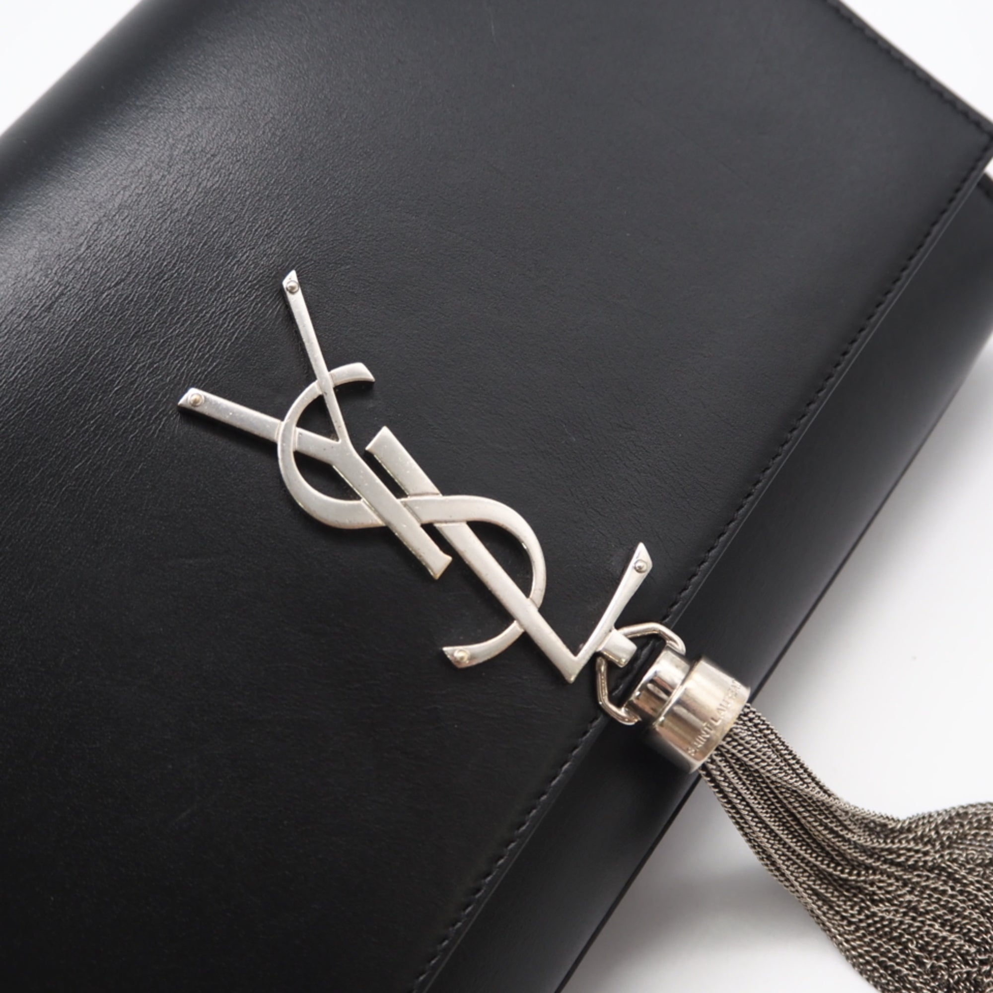 Saint Laurent Black Leather Shoulder Bag (Pre-Owned)