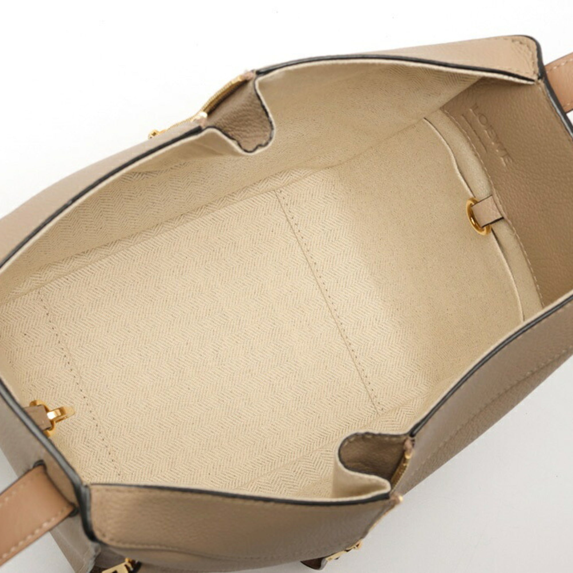 Loewe Grayish Sand Leather Handbag Shoulder Bag (Pre-Owned)