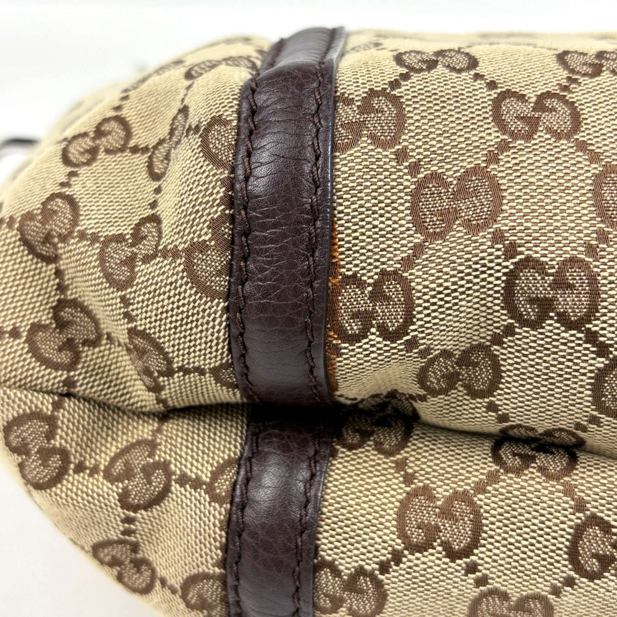 Gucci Brown Leather Gg Canvas Shoulder Bag (Pre-Owned)