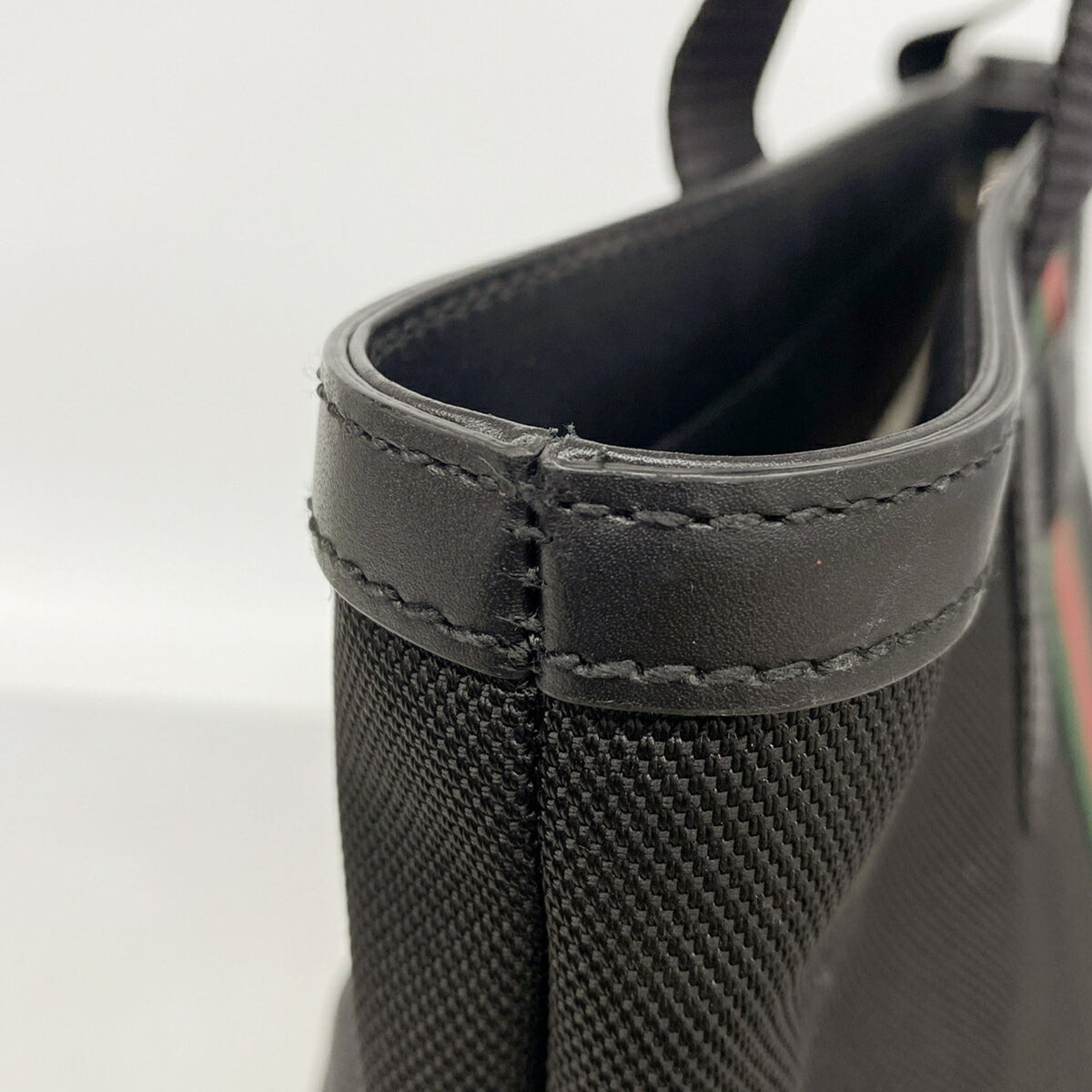 Gucci Black Nylon Tote Bag (Pre-Owned)