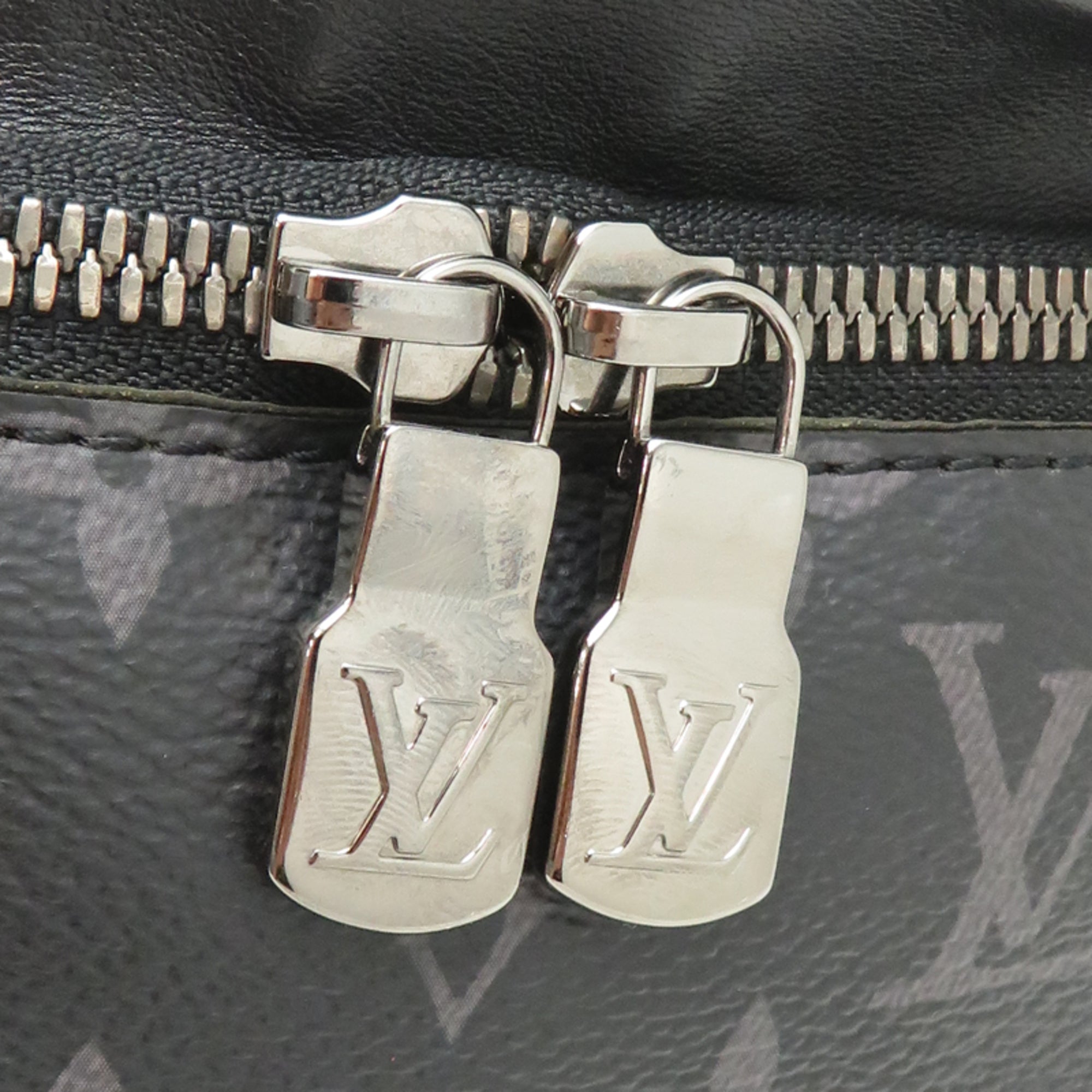 Louis Vuitton Black Monogram Eclipse Fanny Pack (Pre-Owned)