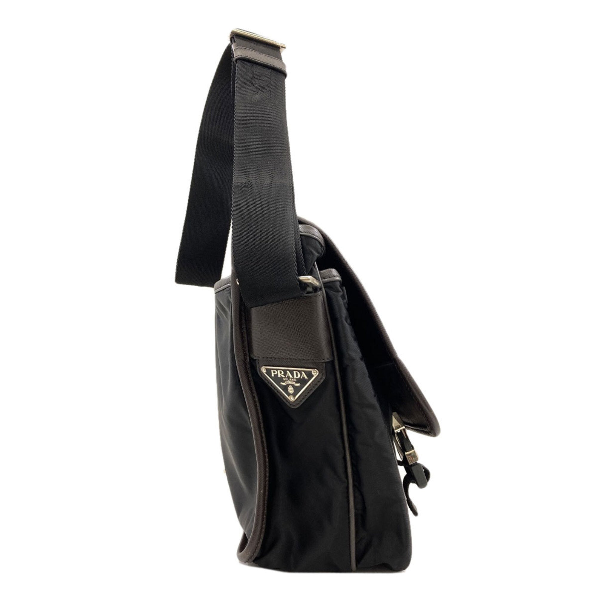 Prada Black Nylon Shoulder Bag (Pre-Owned)