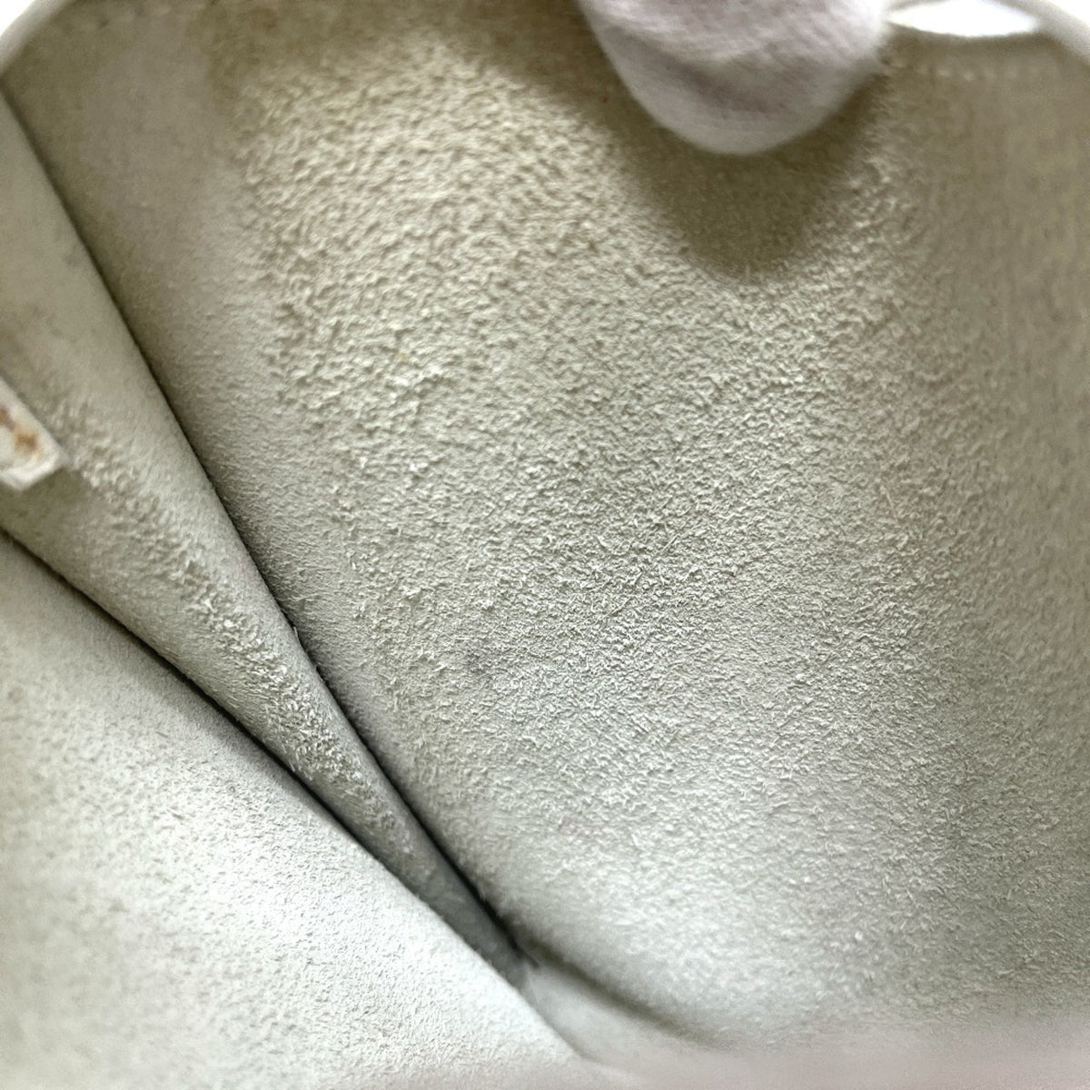 Hermes Onimaitou White Leather Pochette Shoulder Bag (Pre-Owned)