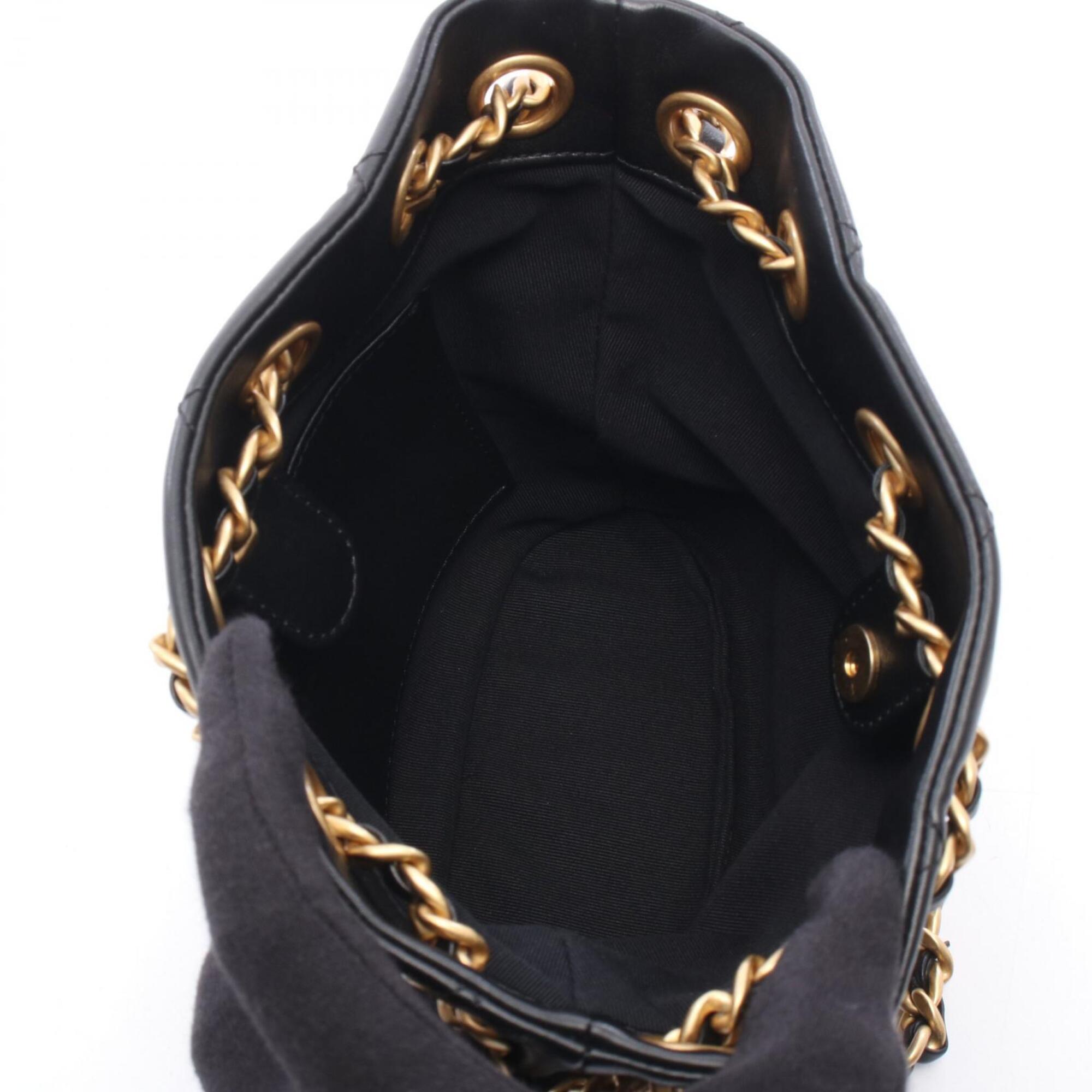 Chanel Black Leather Handbag Shoulder Bag (Pre-Owned)