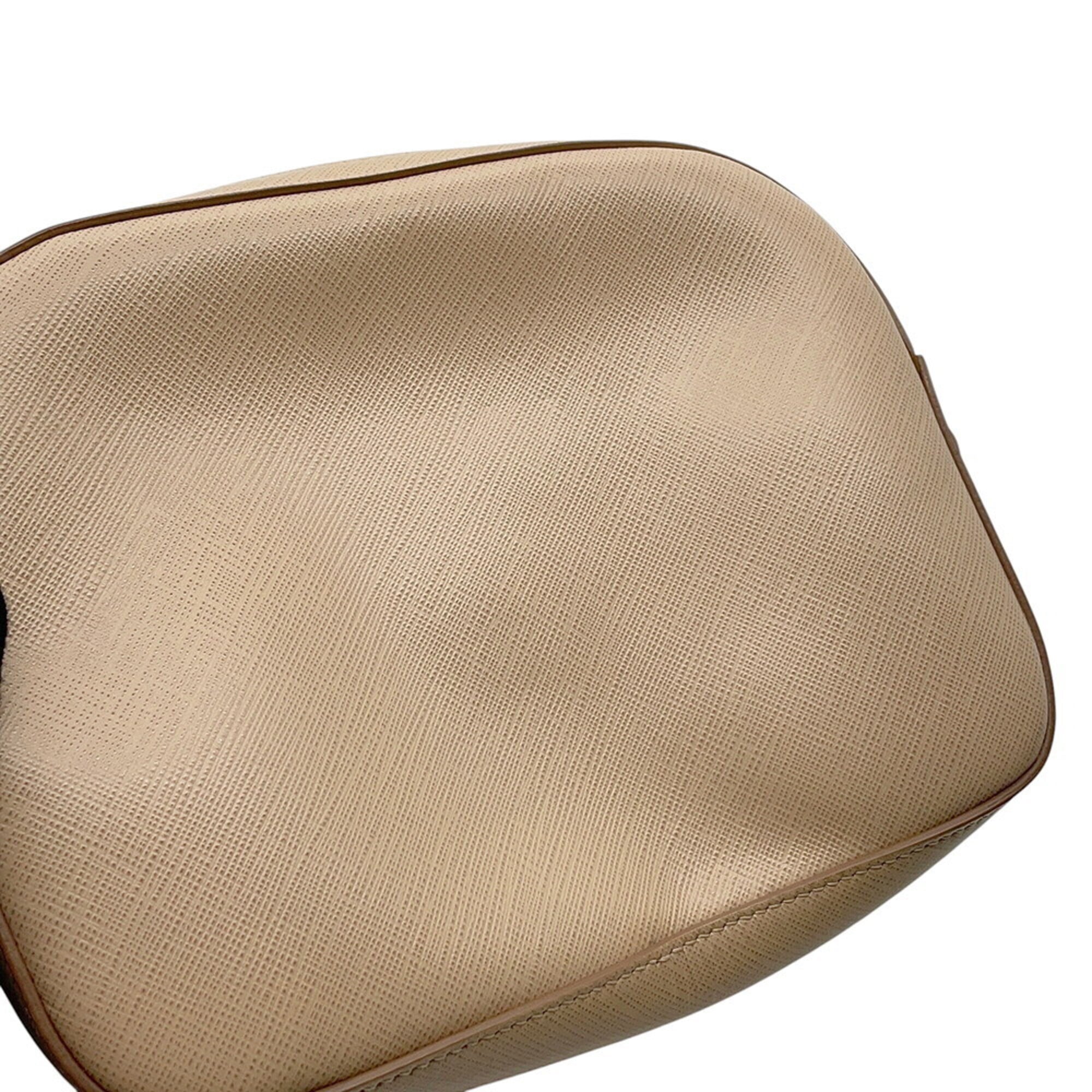 Salvatore Ferragamo Beige Leather Handbag Shoulder Bag (Pre-Owned)