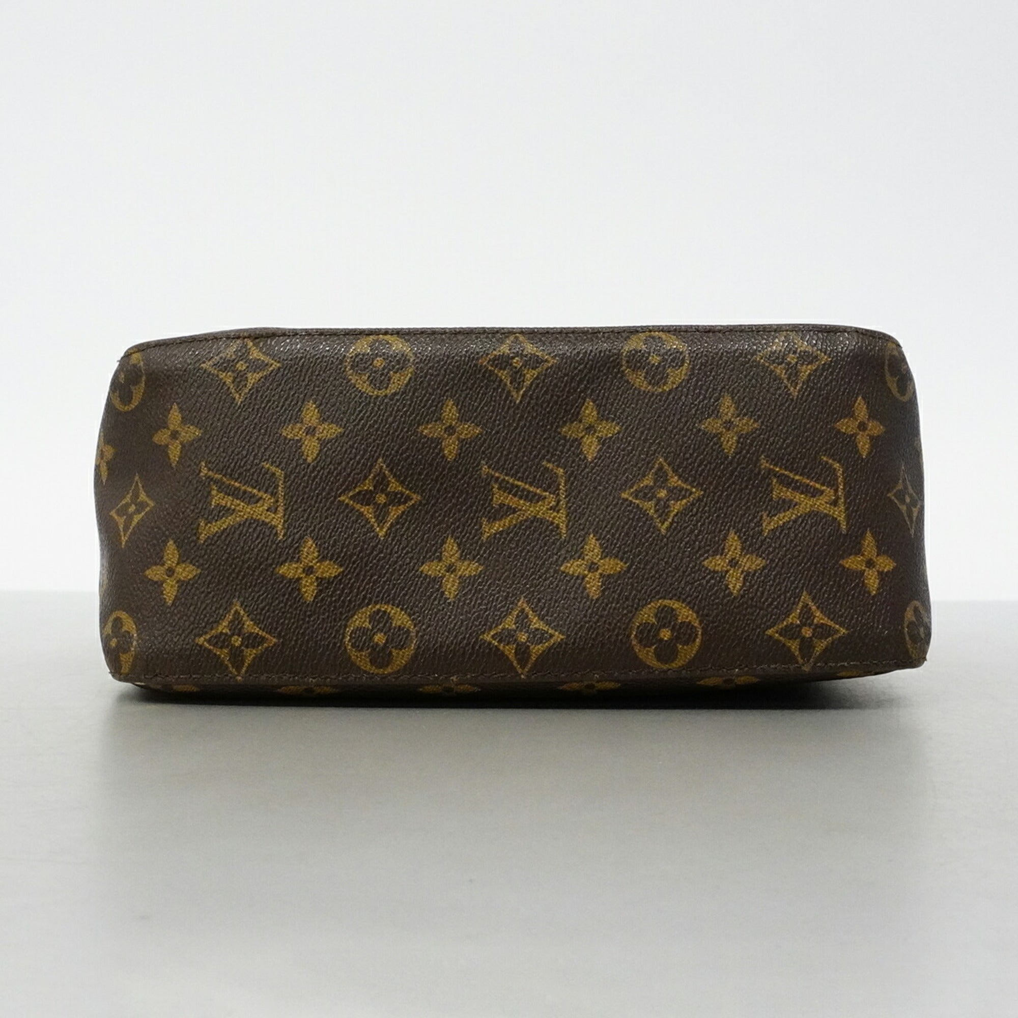 Louis Vuitton Brown Shoulder Bag (Pre-Owned)