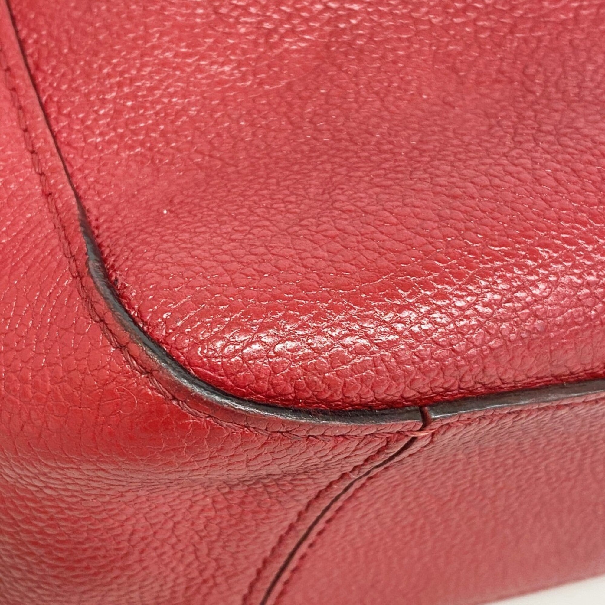 Louis Vuitton Sacrlet Handbag (Pre-Owned)