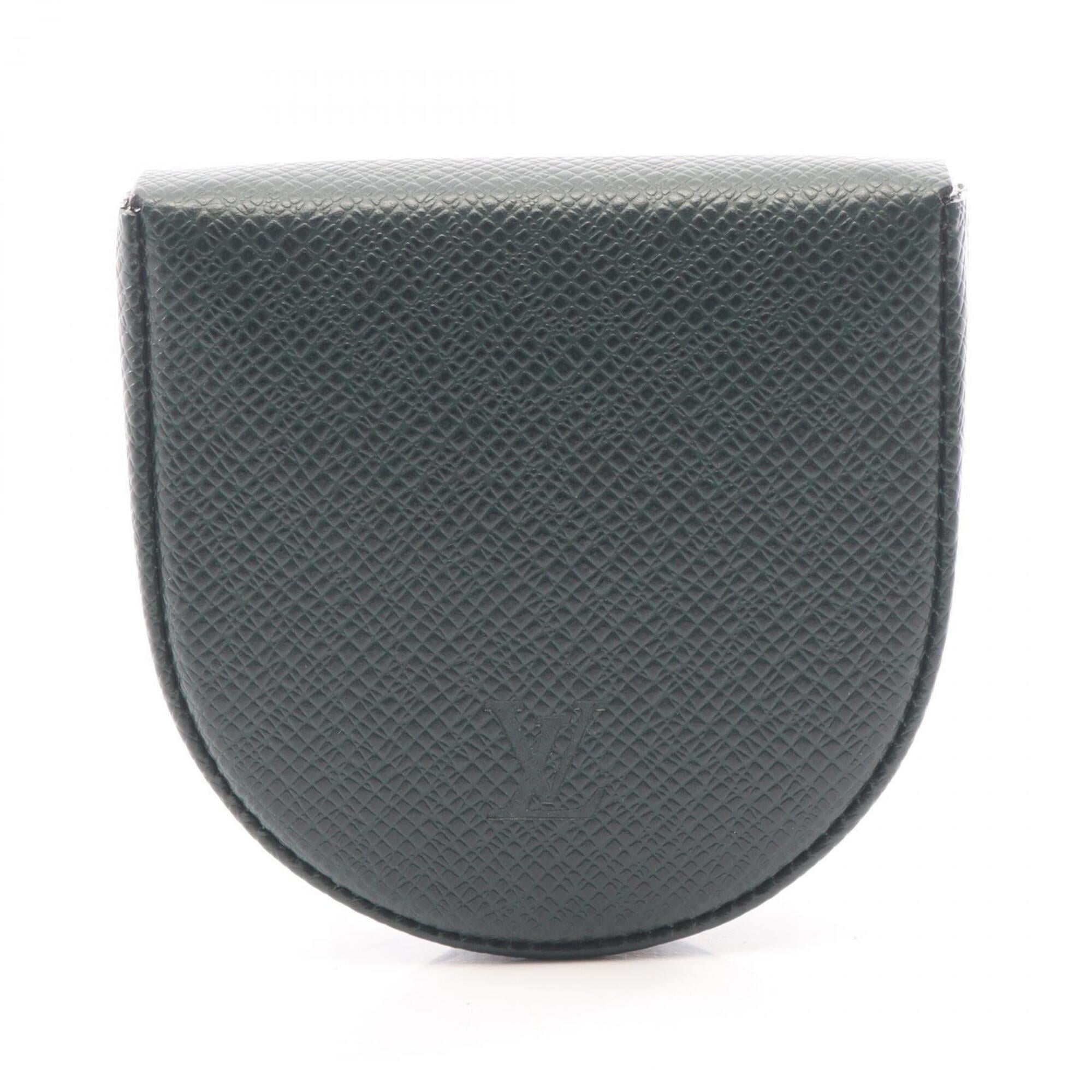 Louis Vuitton Taiga Episea Green Taiga Leather Coin Purse/Coin Case (Pre-Owned)