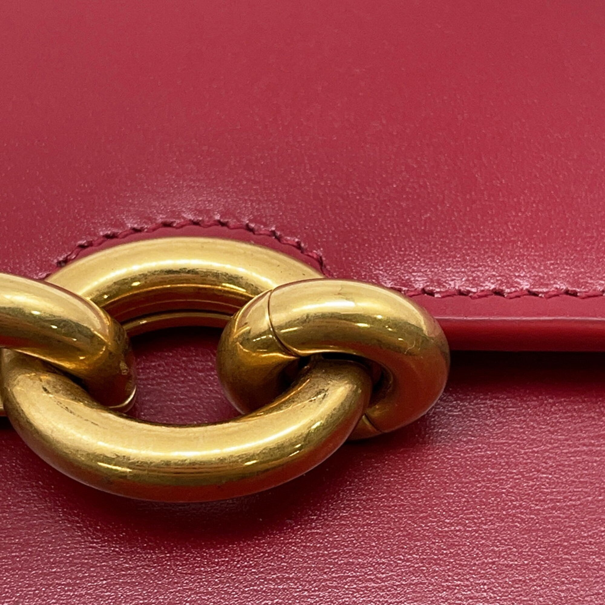 Yves Saint Laurent Red Color Leather Chain/Shoulder Wallet (Pre-Owned)