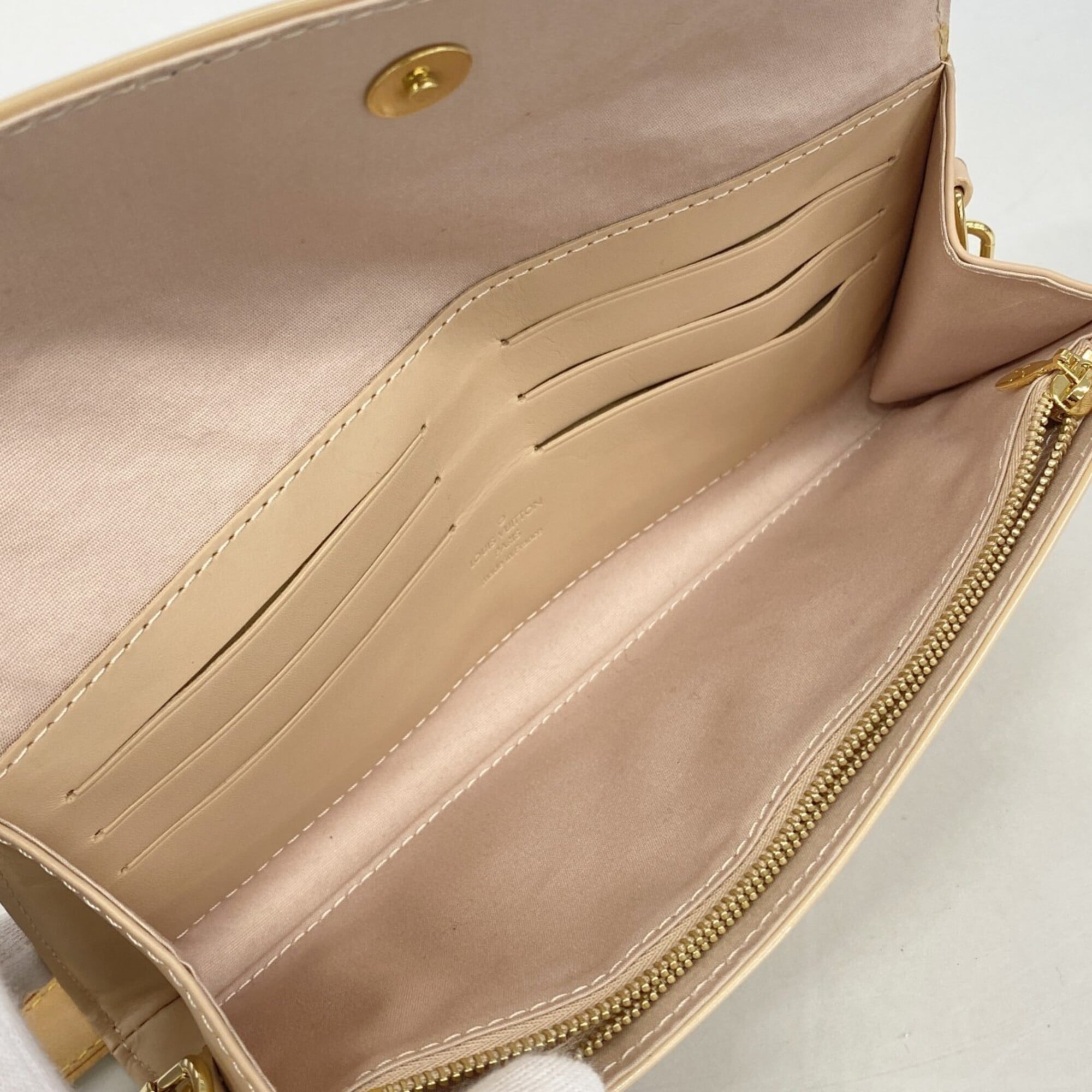 Louis Vuitton Rose Florentin Handbag (Pre-Owned)