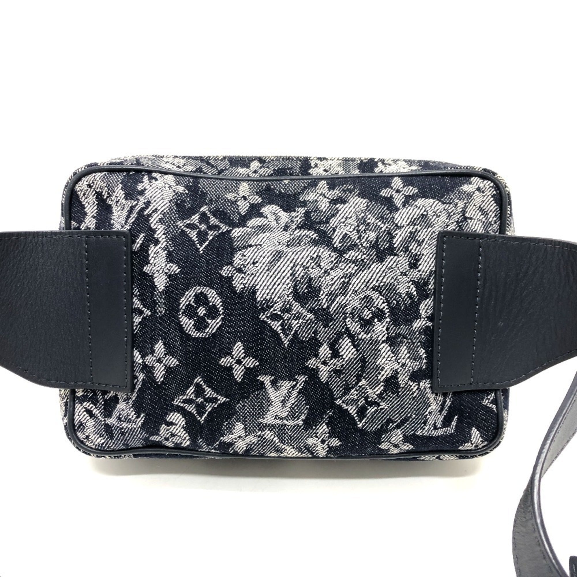 Louis Vuitton Navy Canvas Shoulder Bag Sling Bag (Pre-Owned)