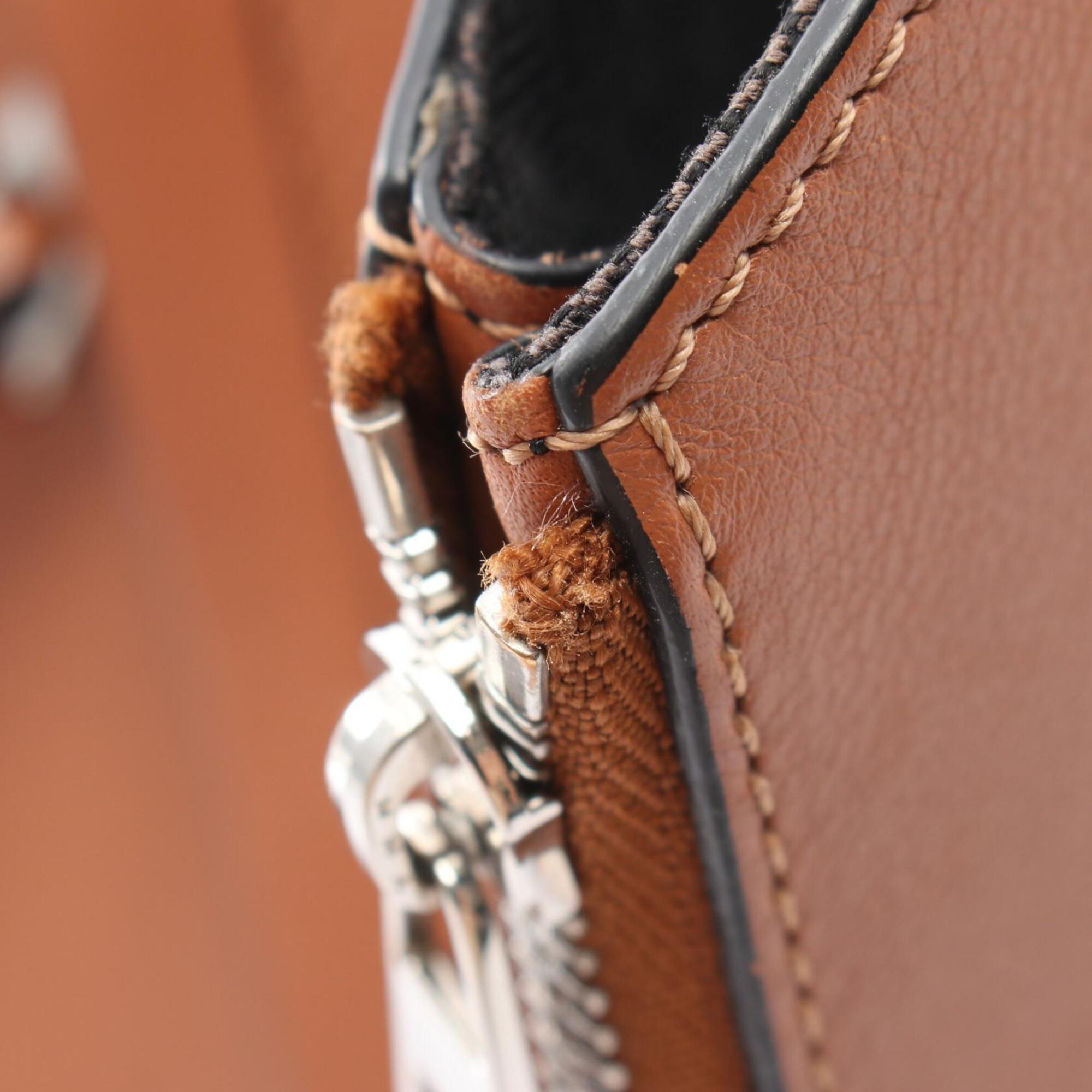 Loewe Brown Leather Handbag (Pre-Owned)