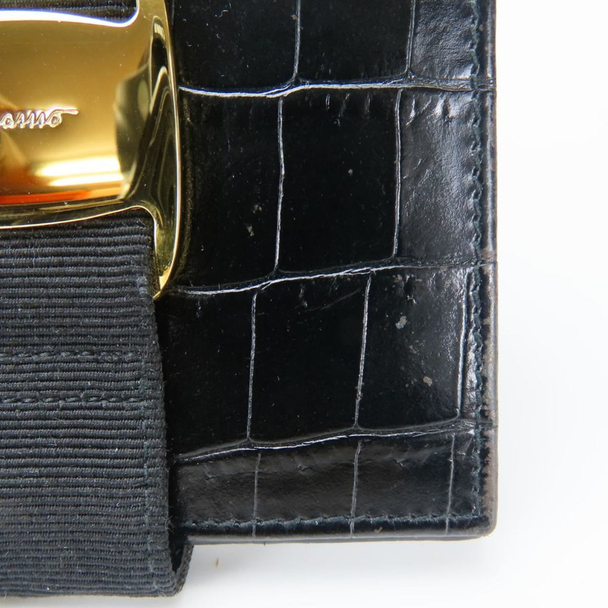 Salvatore Ferragamo Vara Black Leather Wallet (Bi-Fold) (Pre-Owned)