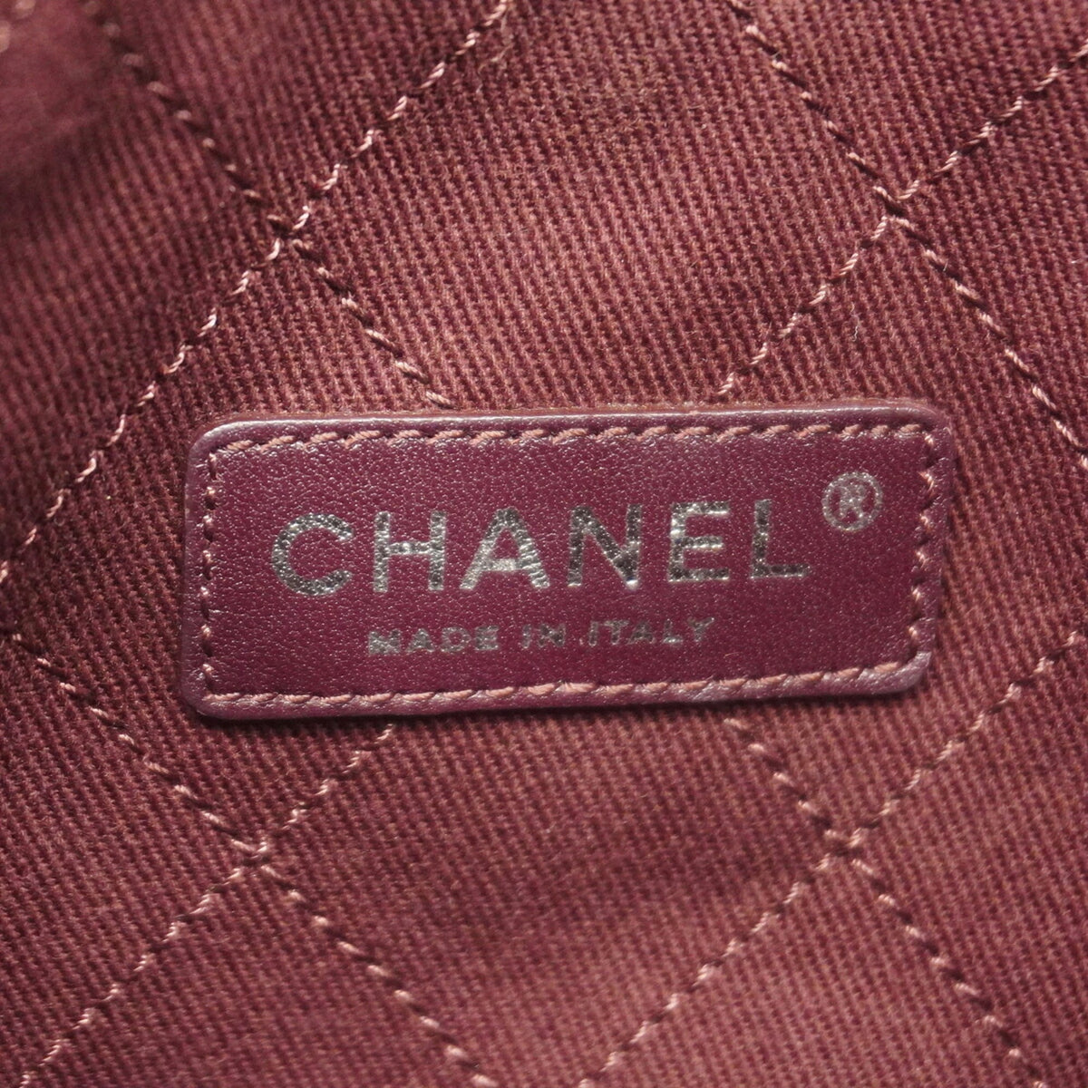 Chanel Black White Canvas Tote Bag (Pre-Owned)