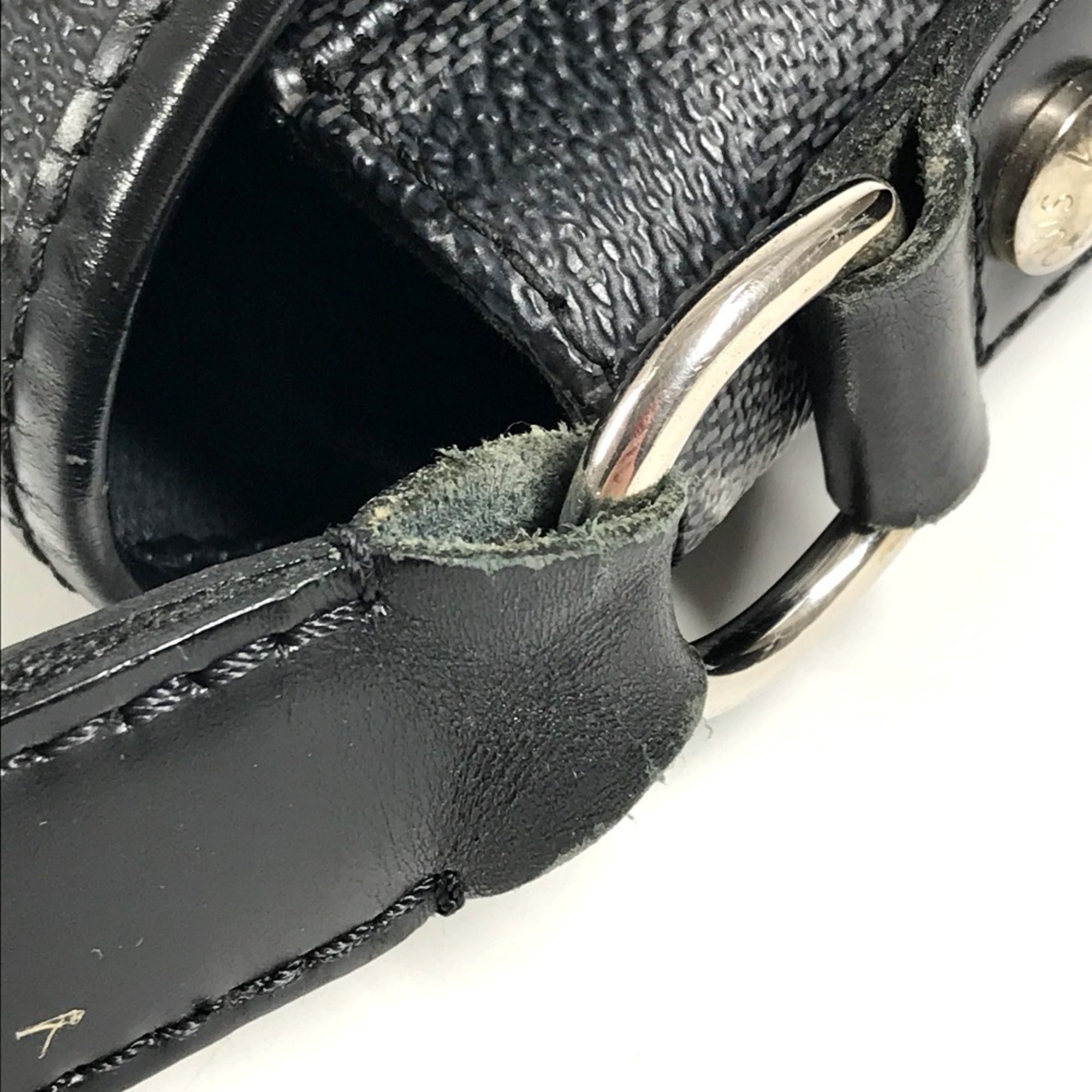 Louis Vuitton Black Damier Graphite Messenger Bag Shoulder Bag (Pre-Owned)