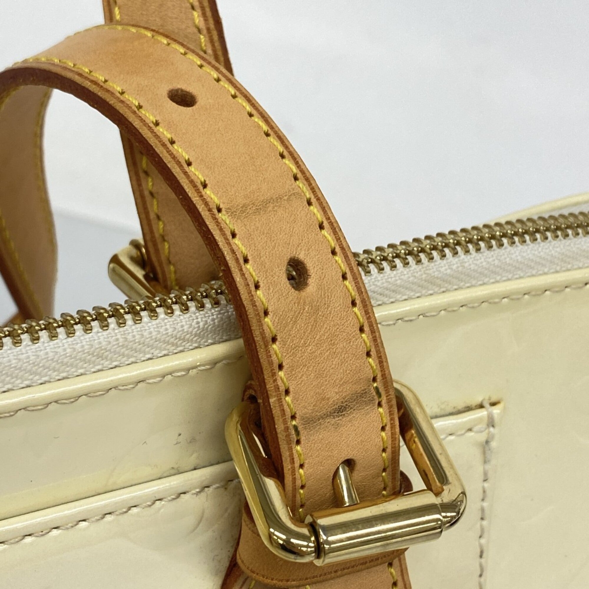 Louis Vuitton Pearl Handbag (Pre-Owned)