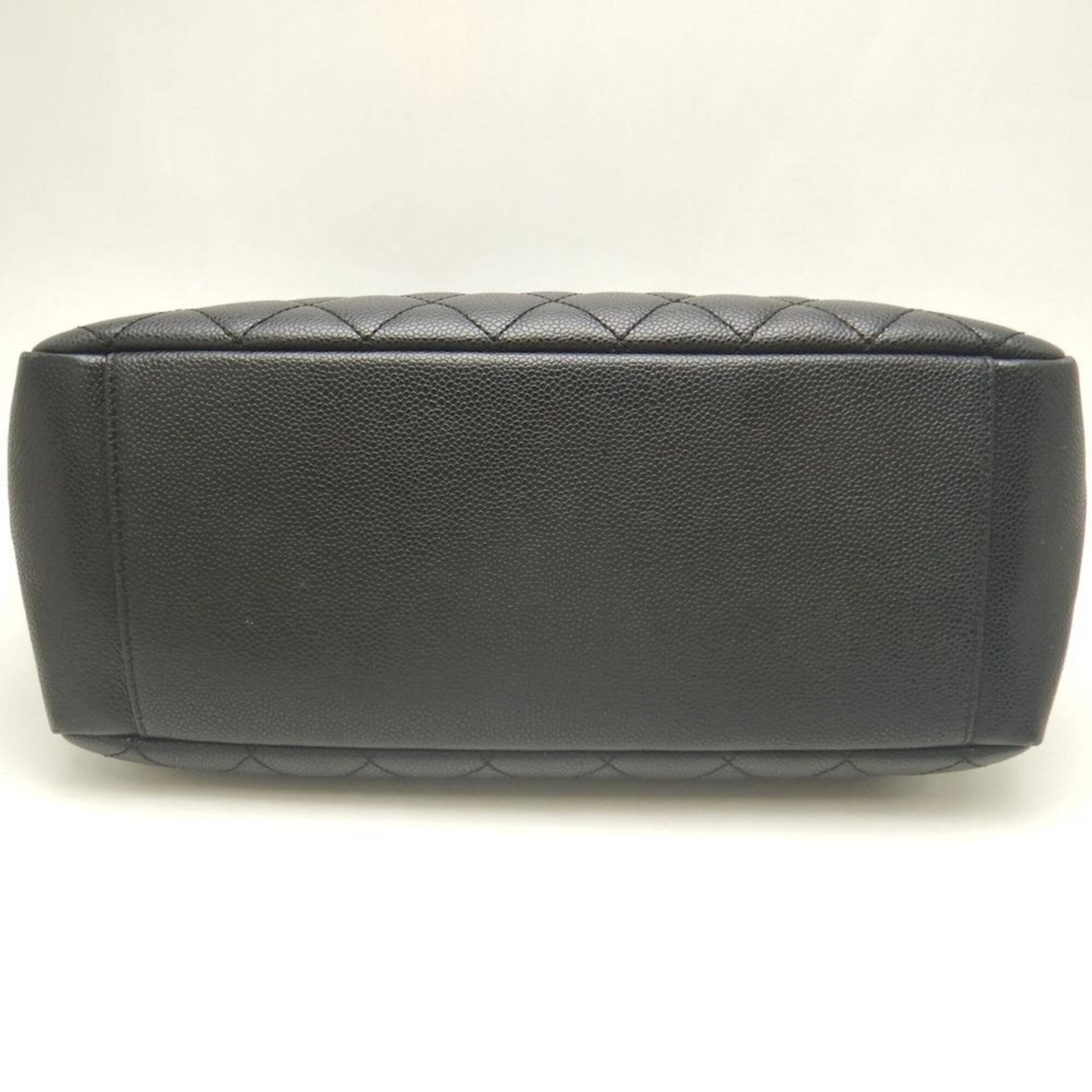 Chanel Black Grained Calfskin Tote Bag (Pre-Owned)