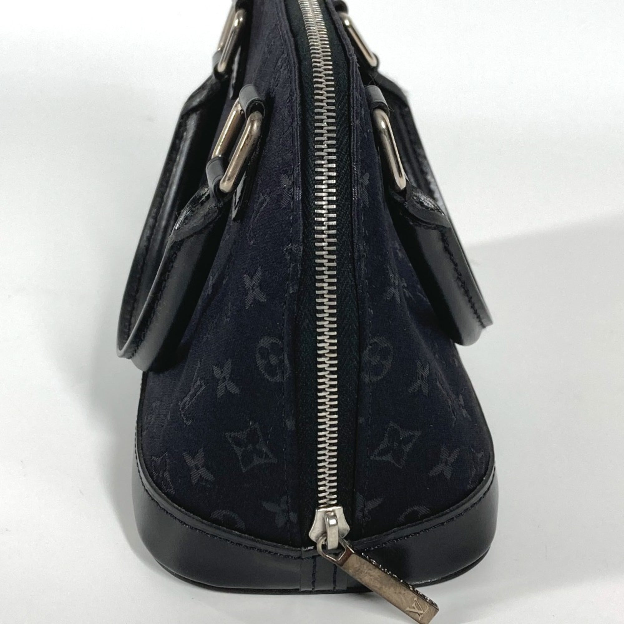 Louis Vuitton Black Noir Satin Leather Handbag (Pre-Owned)