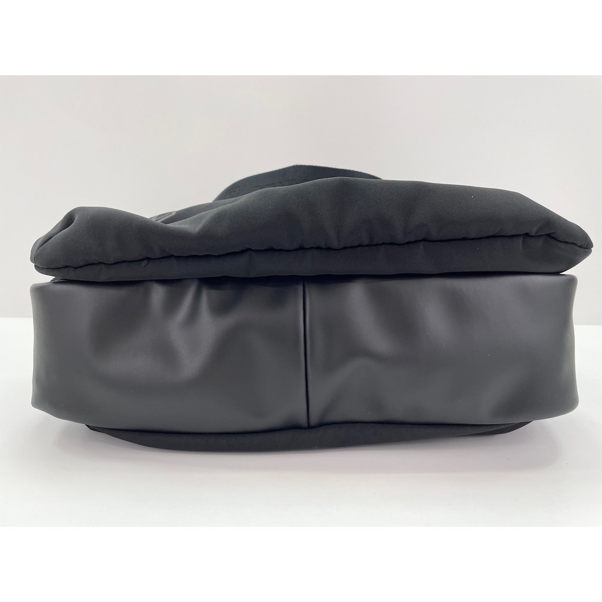 Chanel Sport Black Shoulder Bag (Pre-Owned)