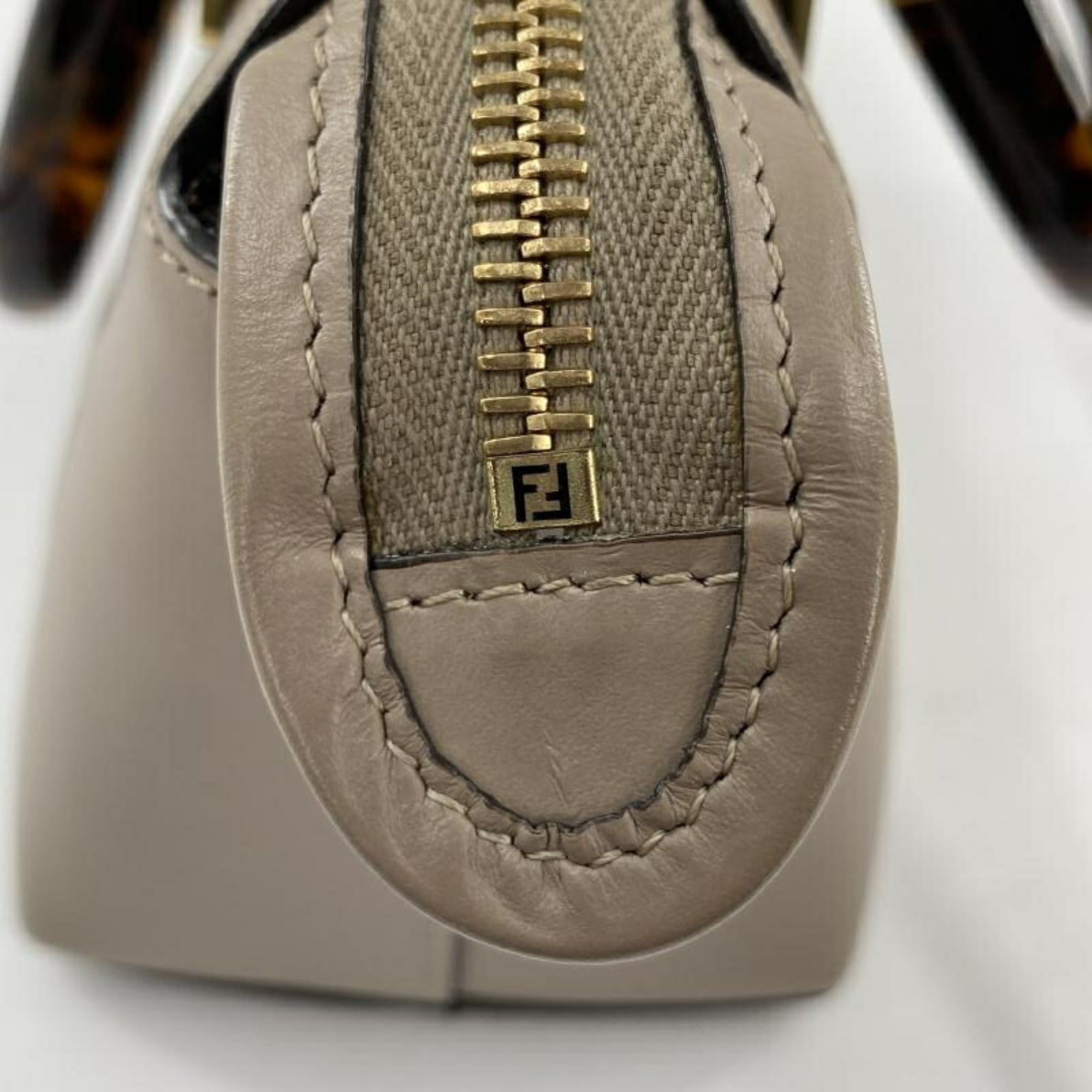 Fendi Brown Leather Shoulder Bag (Pre-Owned)