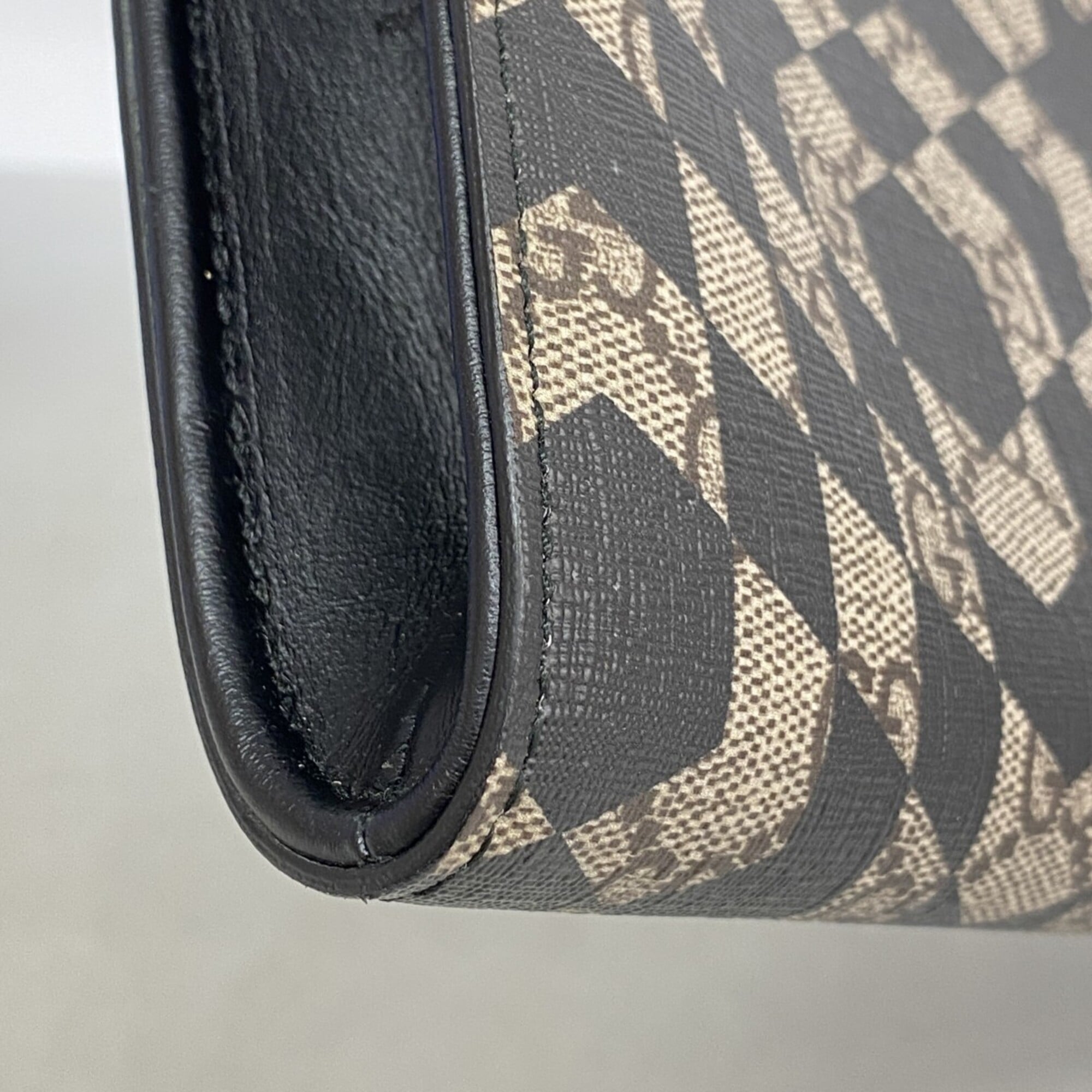 Gucci Black Brown Pvc Clutch Bag (Pre-Owned)