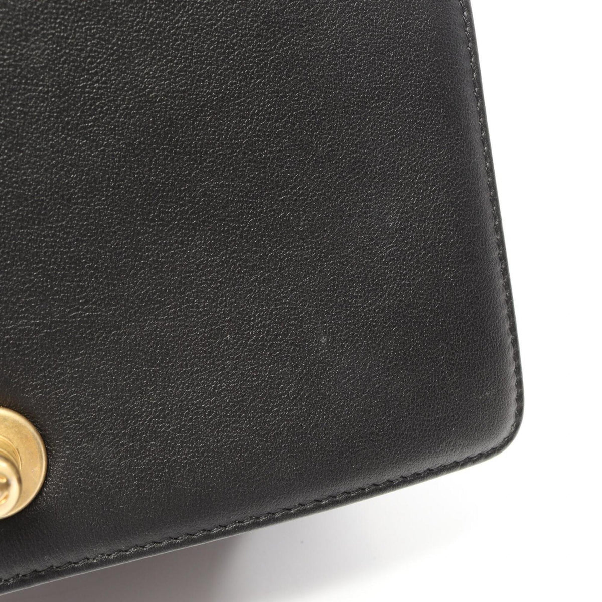 Chanel Boy Chanel Black Leather Shoulder Bag (Pre-Owned)