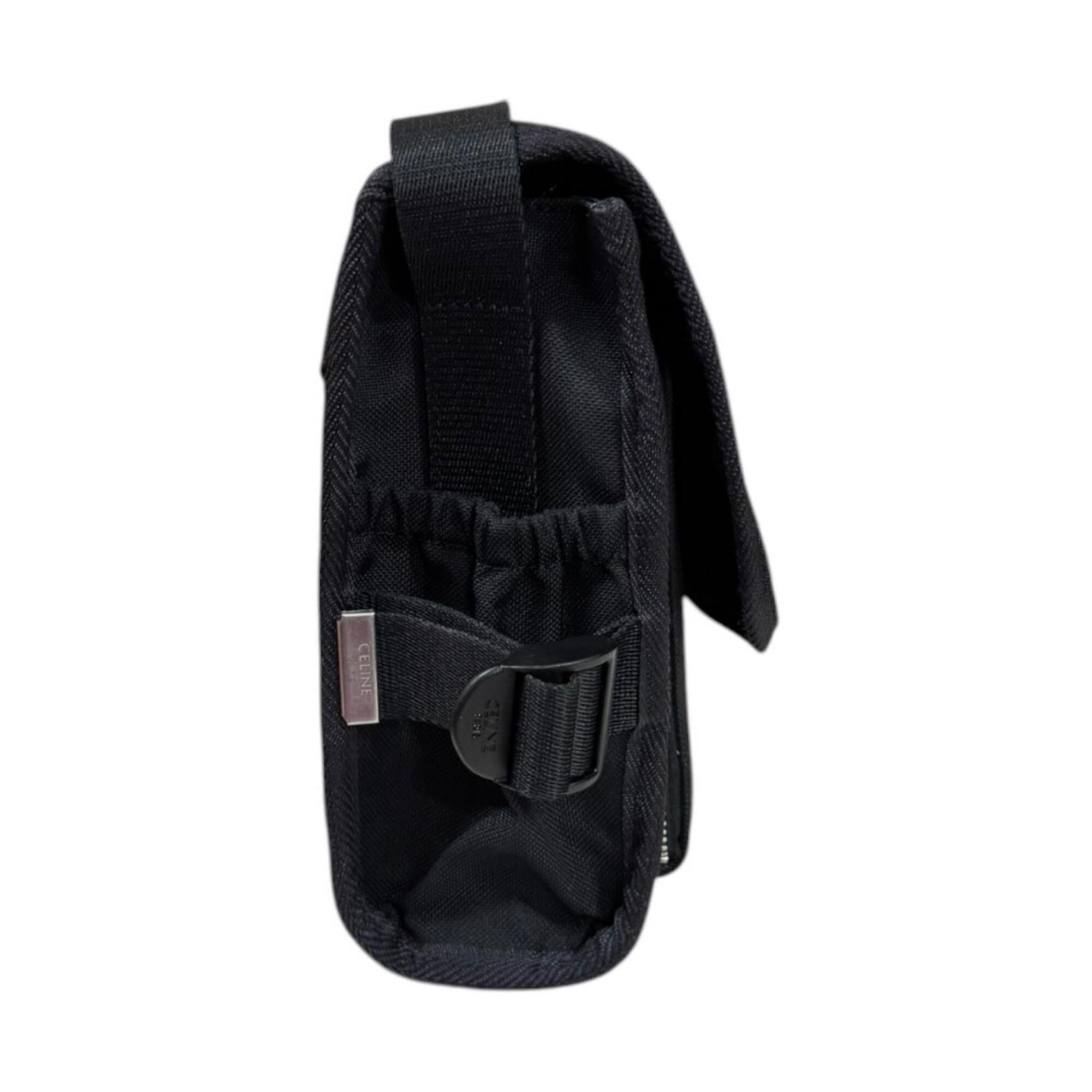 Celine Black Nylon Messenger Bag Shoulder Bag (Pre-Owned)
