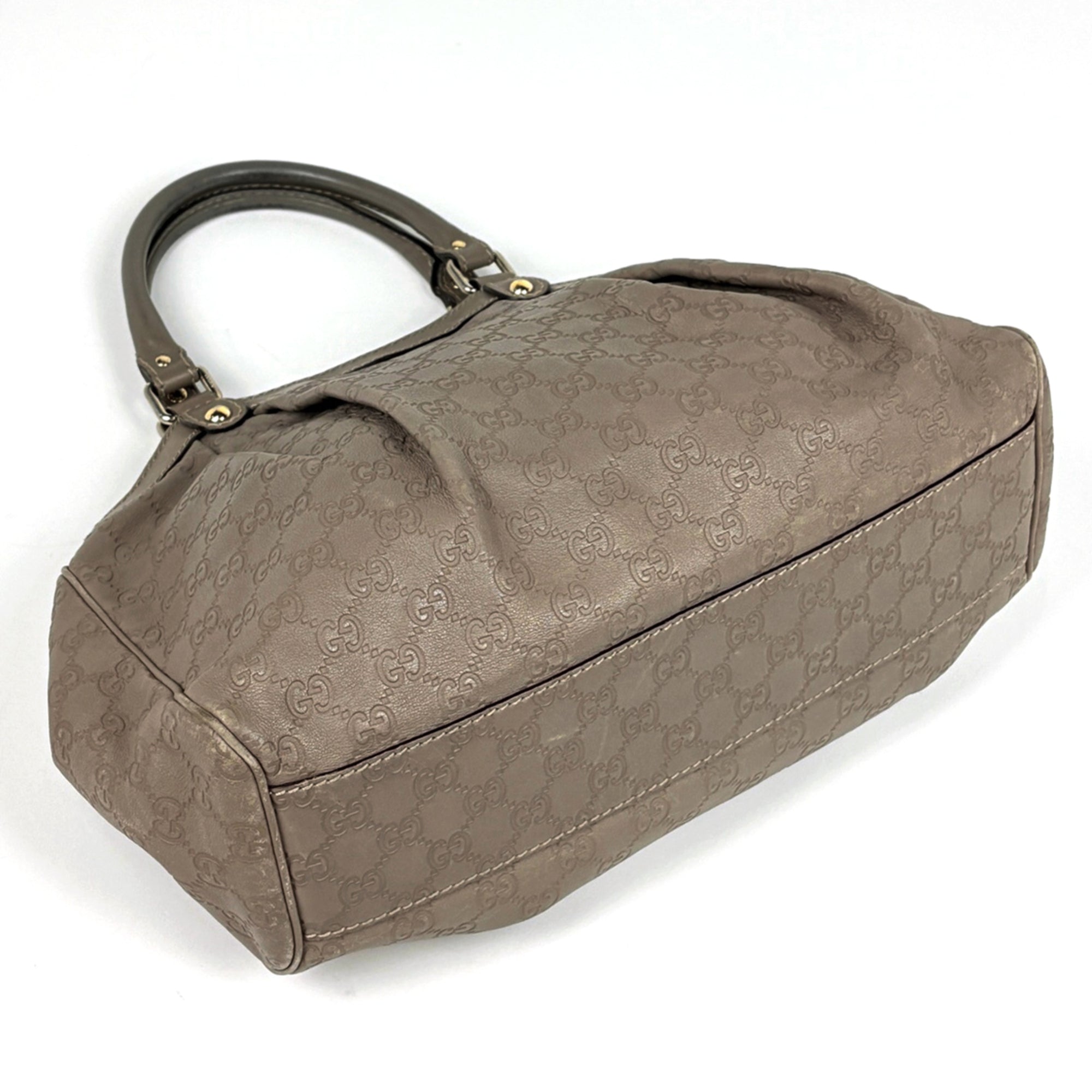 Gucci Sukey Gray Gg Leather Handbag (Pre-Owned)