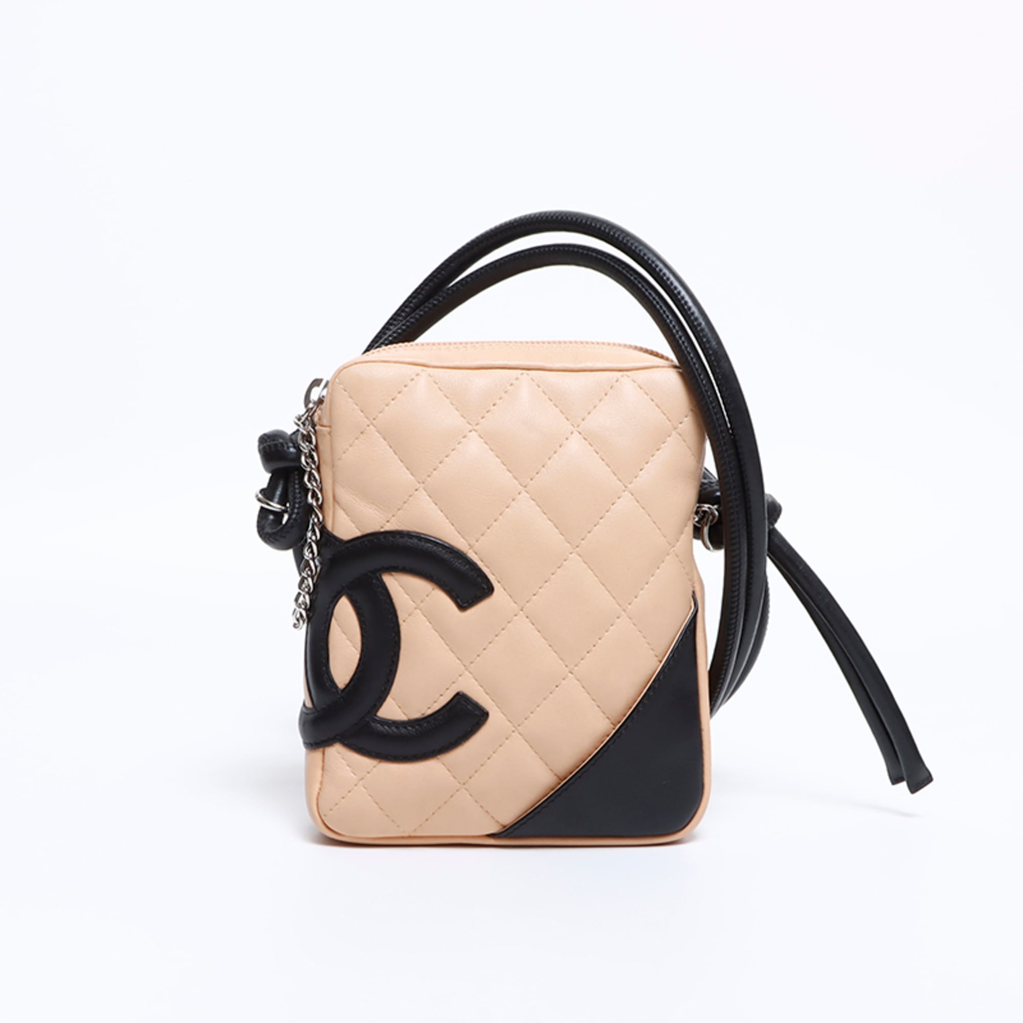 Chanel Beige Shoulder Bag (Pre-Owned)