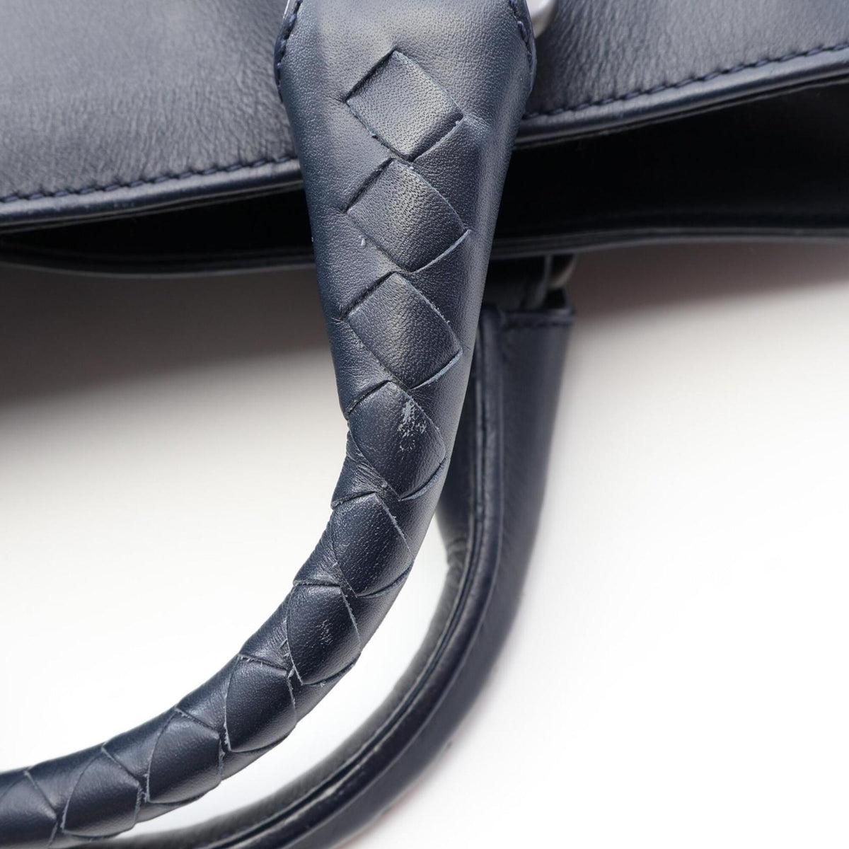 Bottega Veneta Navy Leather Handbag Tote Bag (Pre-Owned)
