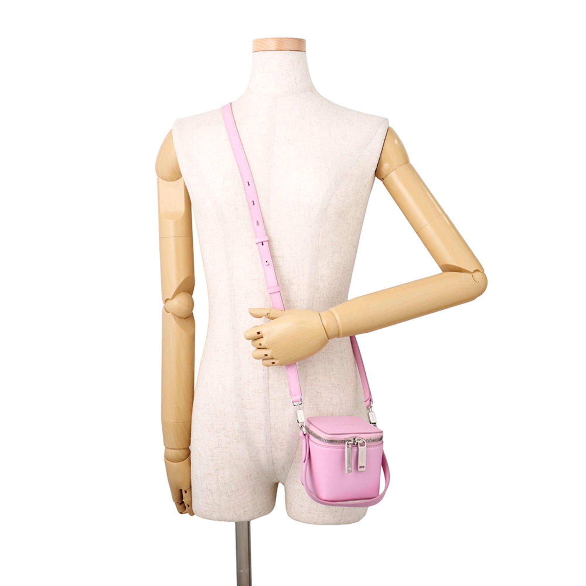 Salvatore Ferragamo Pink Leather Handbag (Pre-Owned)