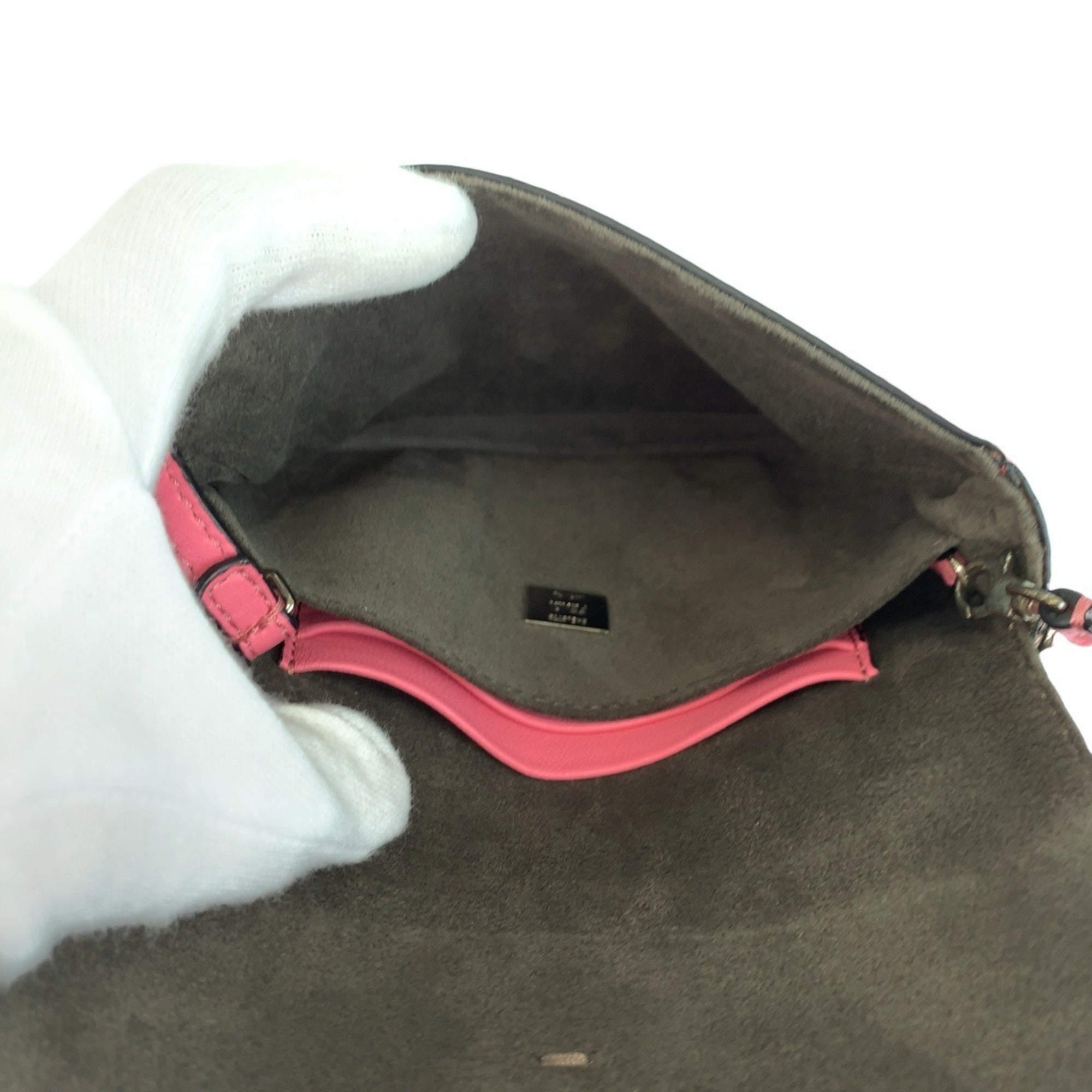 Fendi Pink Leather Handbag Shoulder Bag (Pre-Owned)