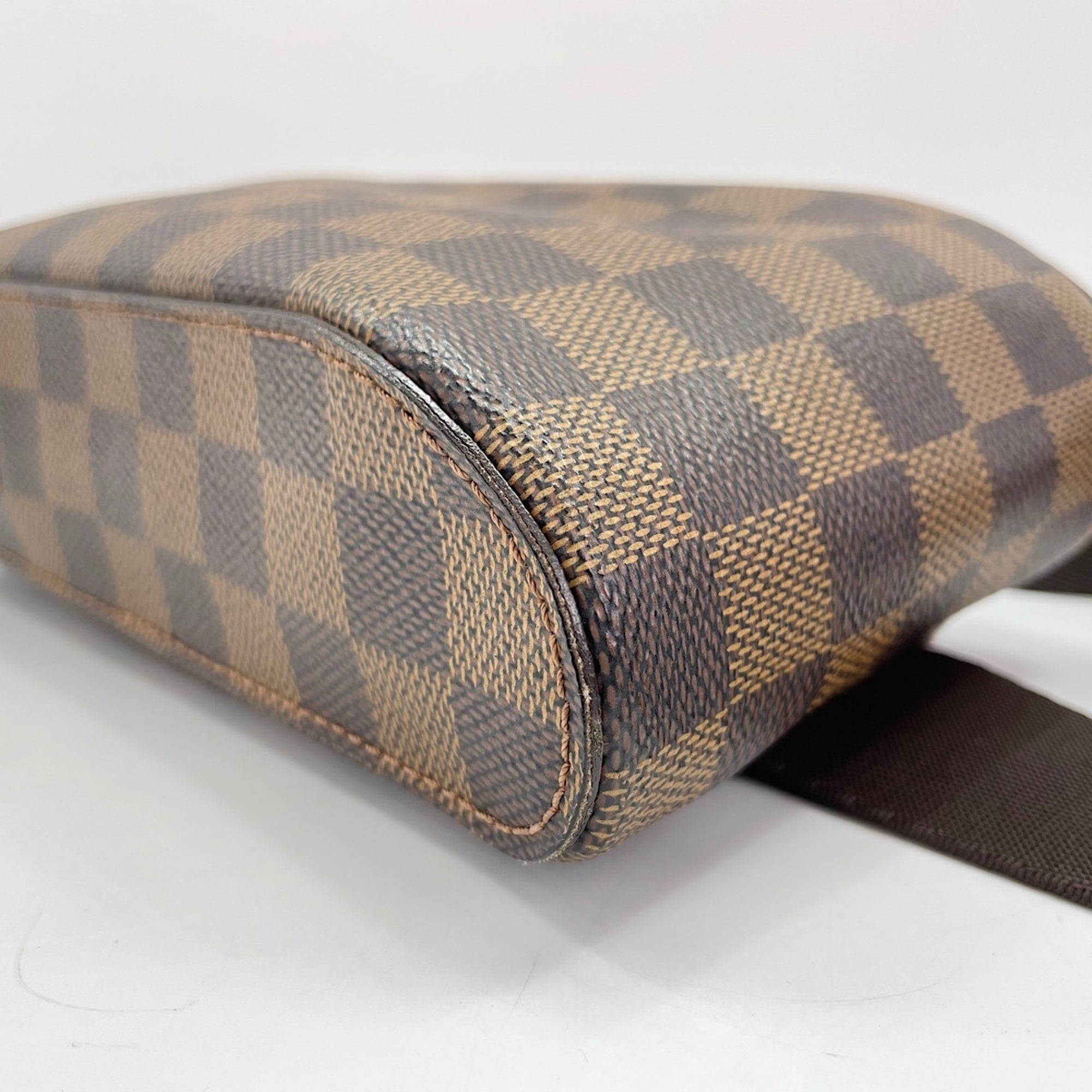 Louis Vuitton Brown Sling Bag (Pre-Owned)