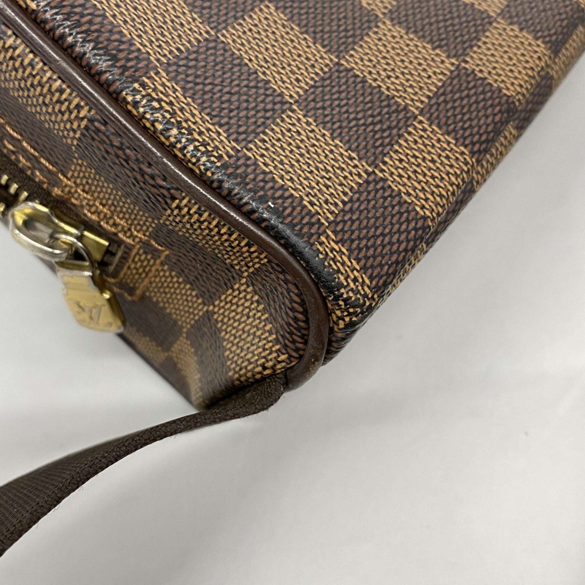 Louis Vuitton Brown Ebene Shoulder Bag (Pre-Owned)
