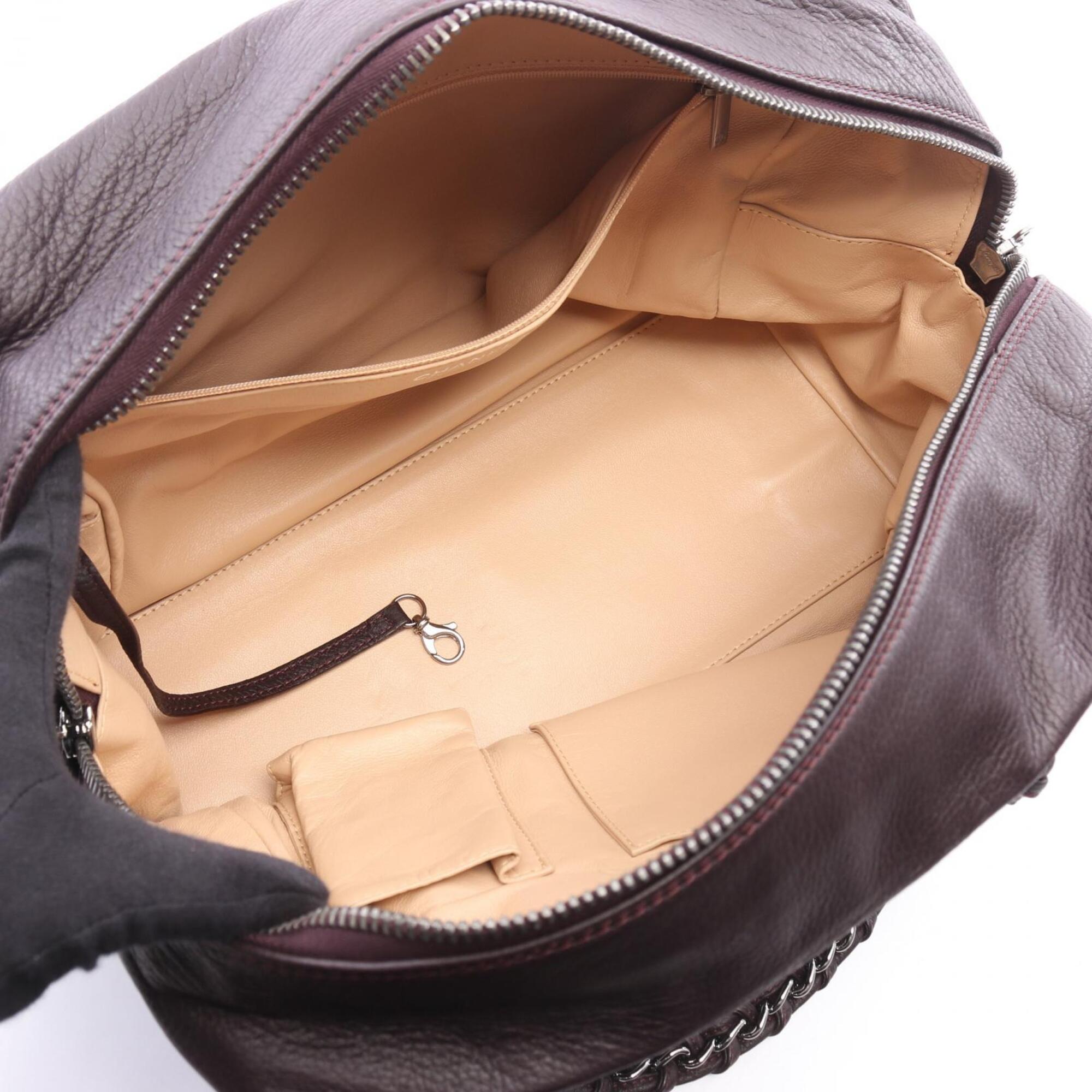 Chanel Brown Leather Handbag (Pre-Owned)