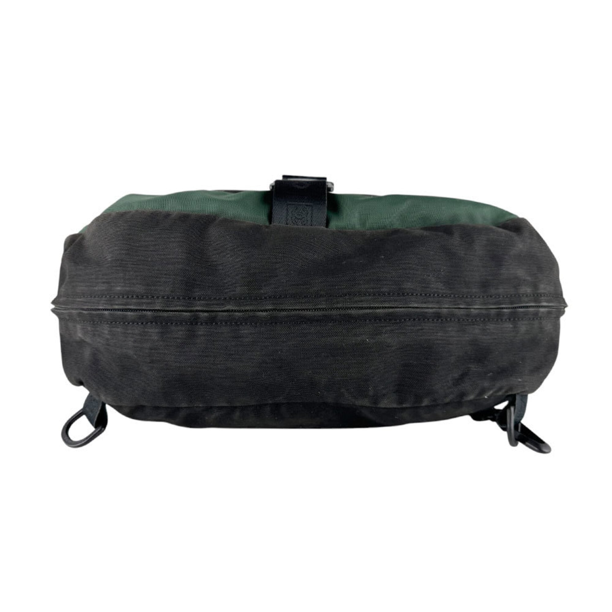 Chanel Black Green Nylon Shoulder Bag (Pre-Owned)