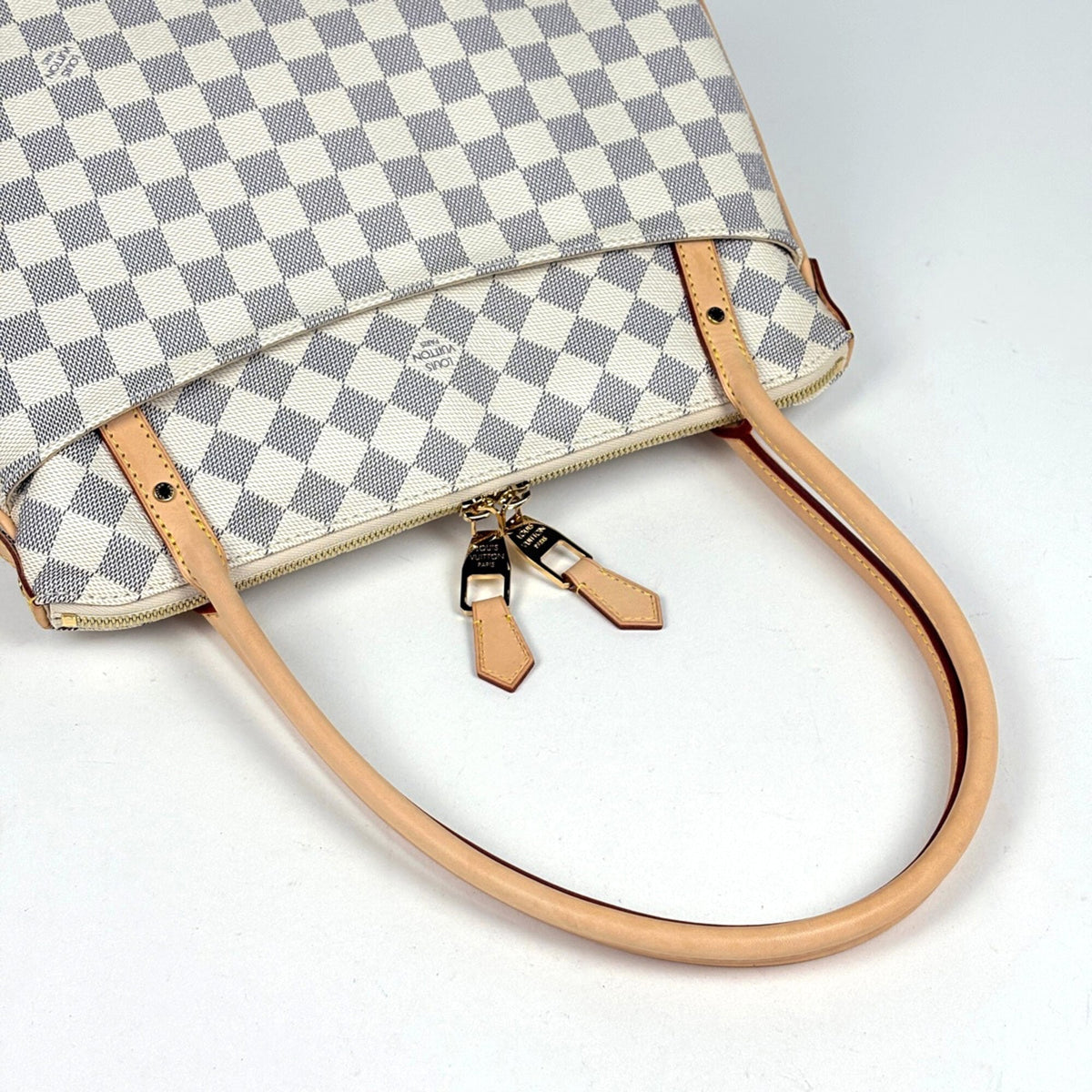 Louis Vuitton White Damier Azur Shoulder Bag (Pre-Owned)