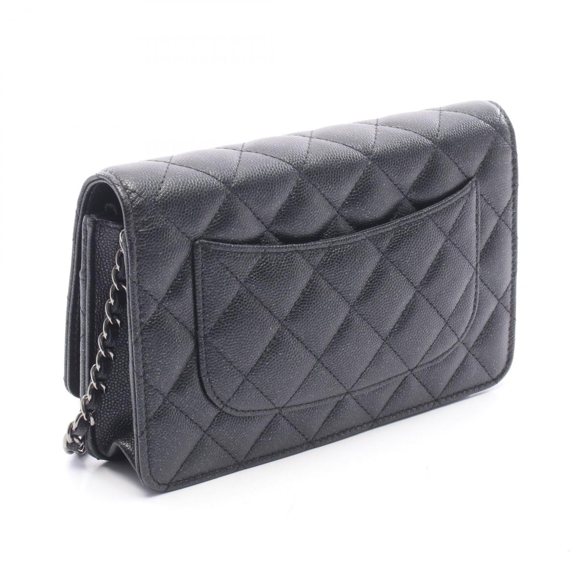Chanel Black Grained Calfskin Handbag Shoulder Bag (Pre-Owned)