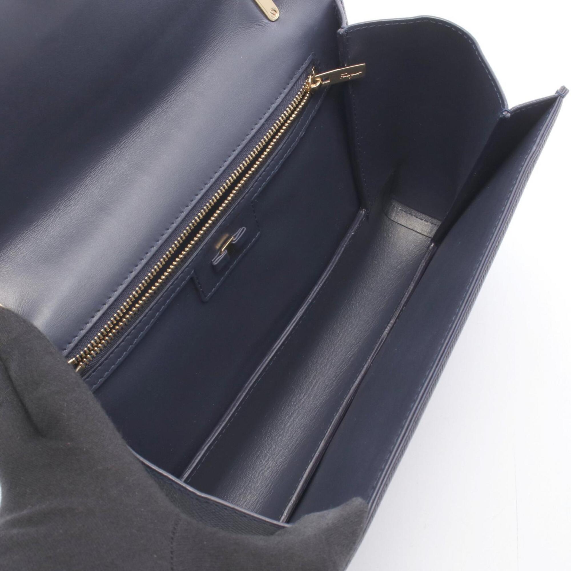 Salvatore Ferragamo Navy Leather Handbag Shoulder Bag (Pre-Owned)