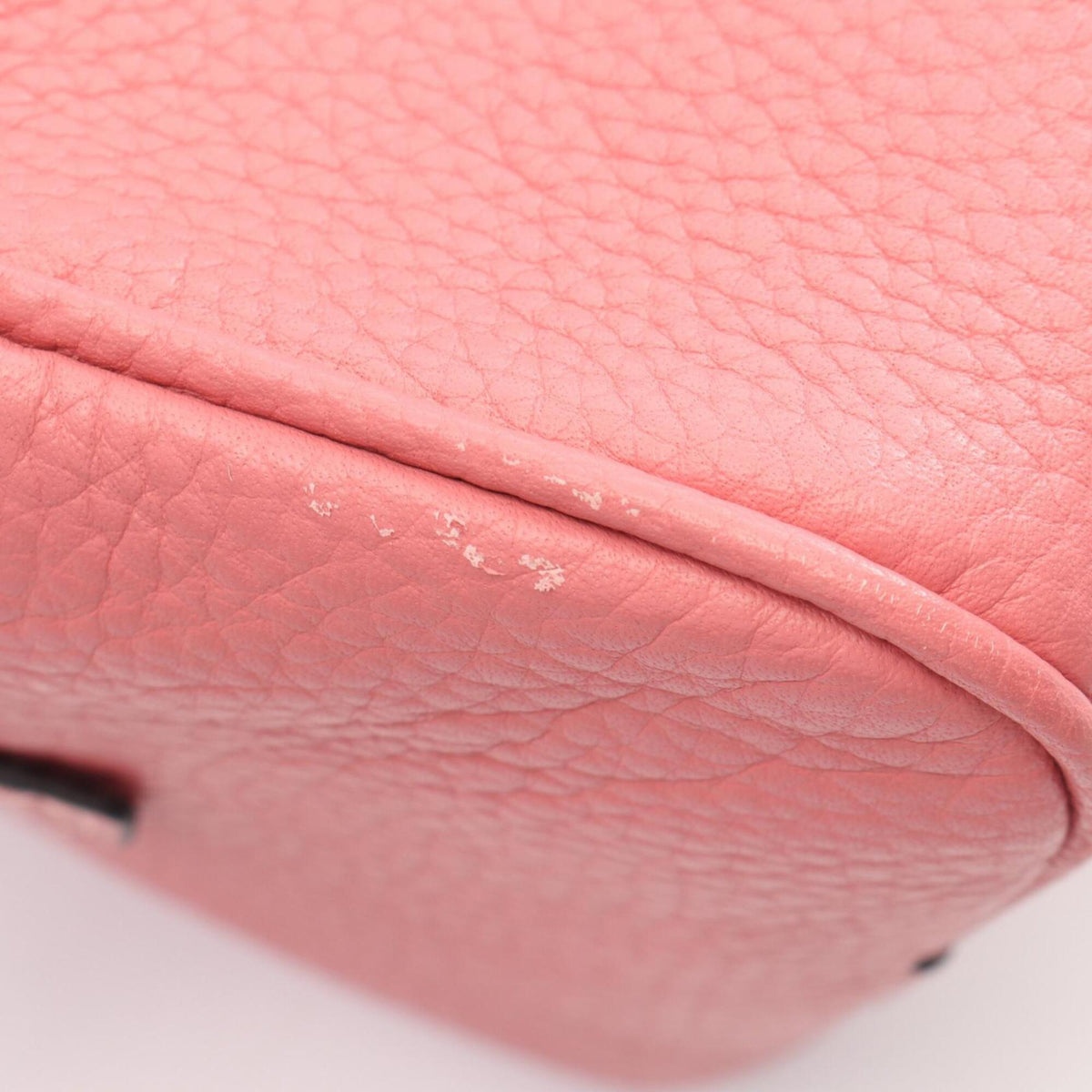 Loewe Pink Leather Handbag (Pre-Owned)