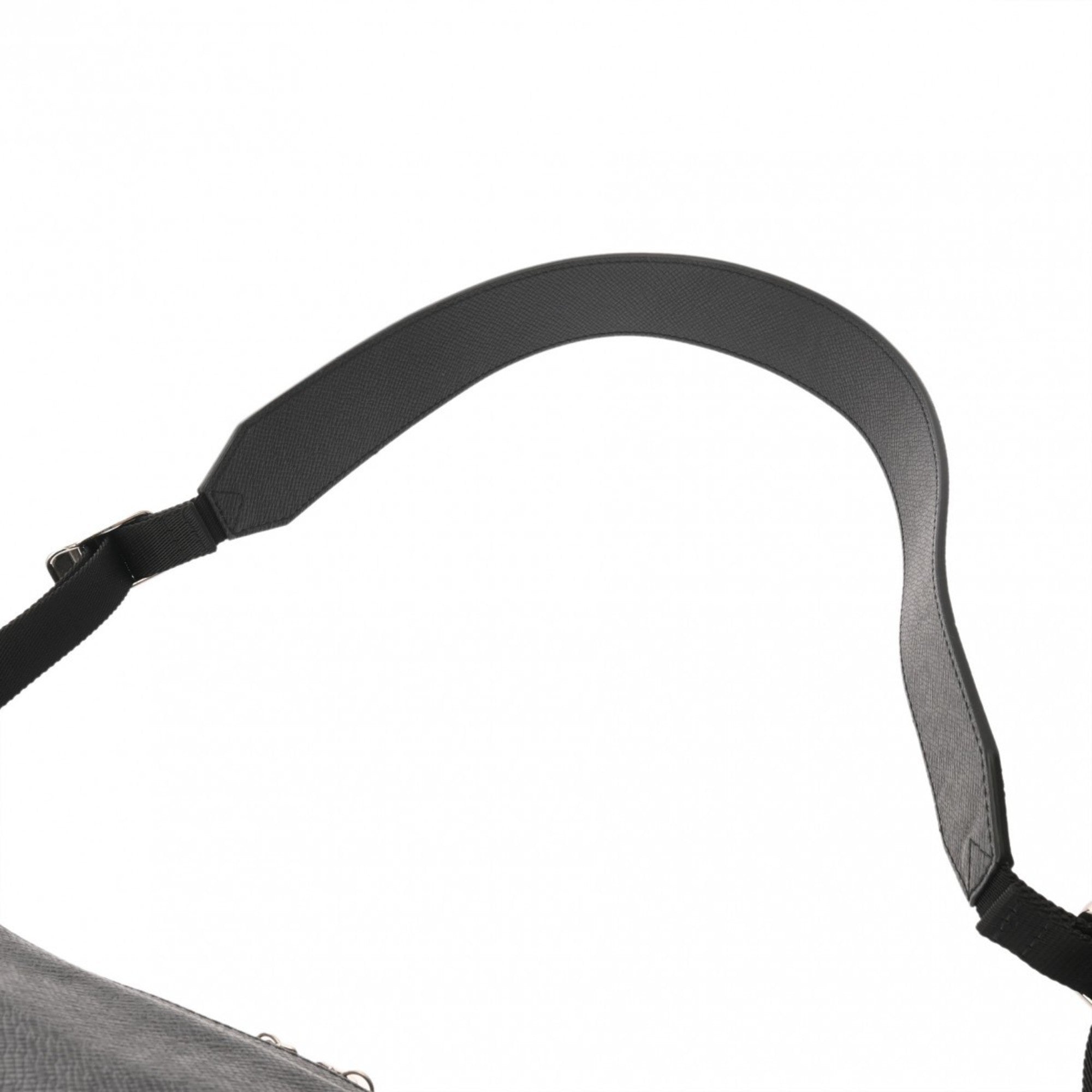 Louis Vuitton Noir Leather Shoulder Bag (Pre-Owned)
