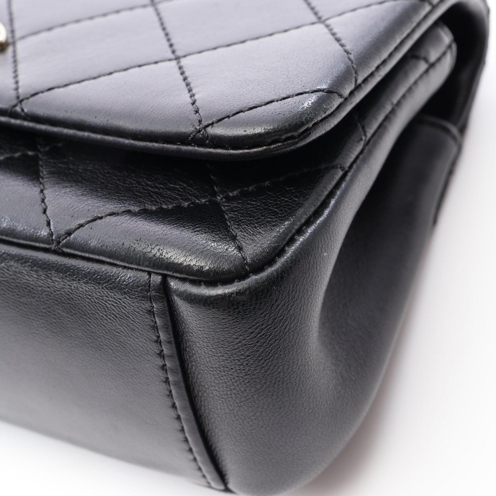 Chanel Black Leather Handbag Shoulder Bag (Pre-Owned)
