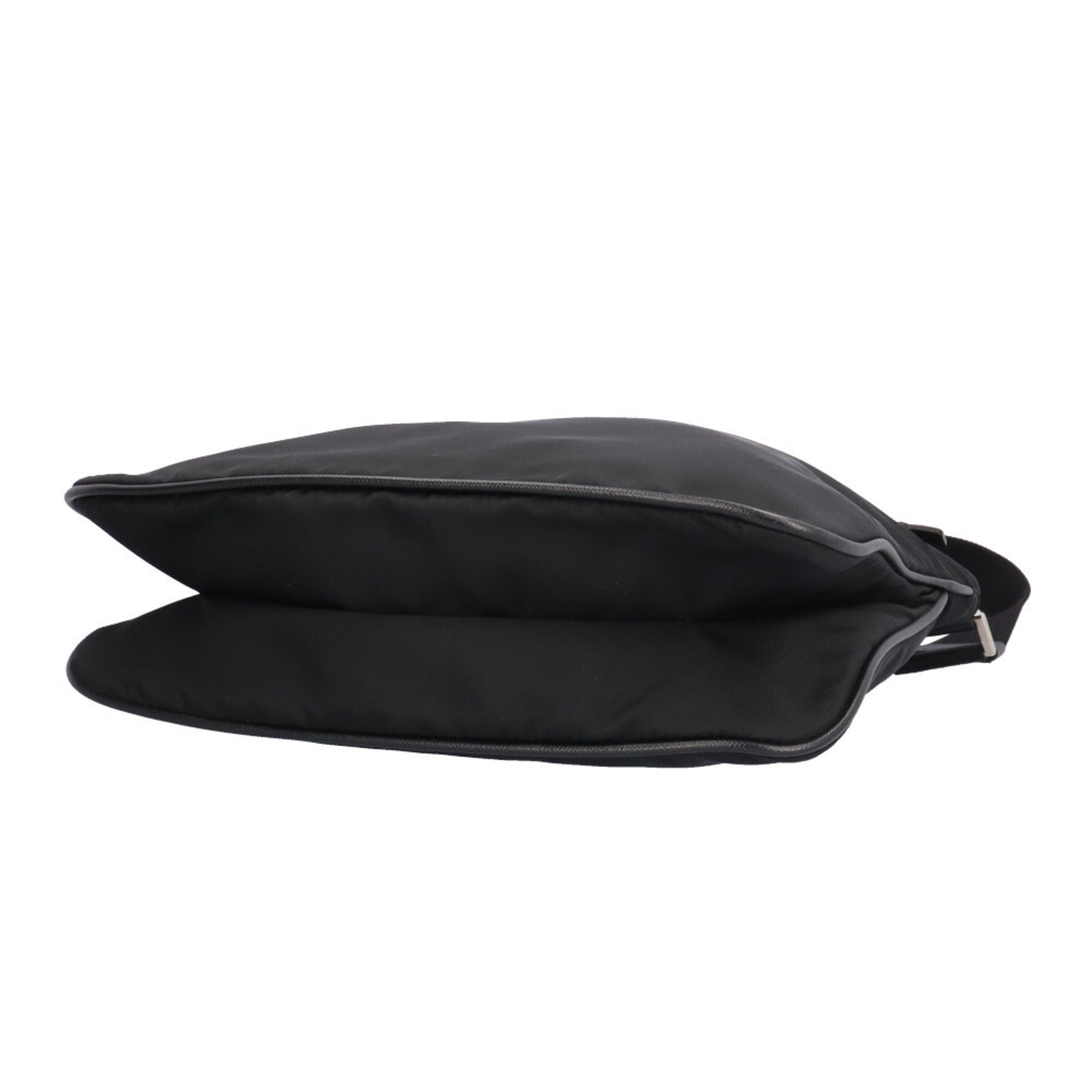 Prada Black Nylon Shoulder Bag (Pre-Owned)