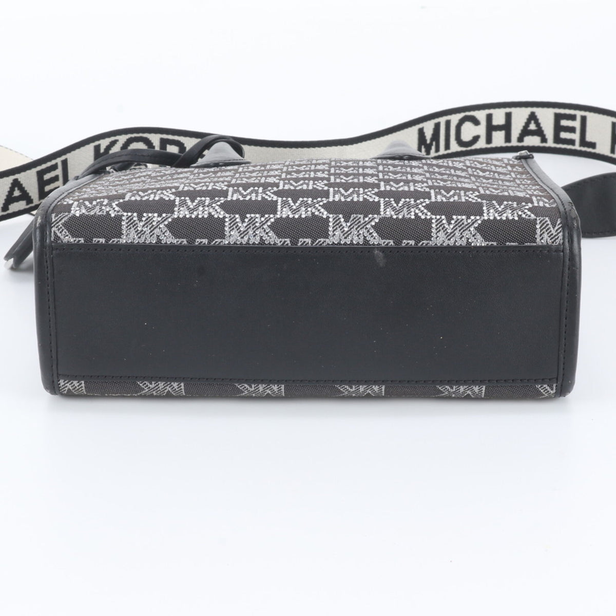 Michael Kors Black Leather Canvas Handbag Shoulder Bag (Pre-Owned)