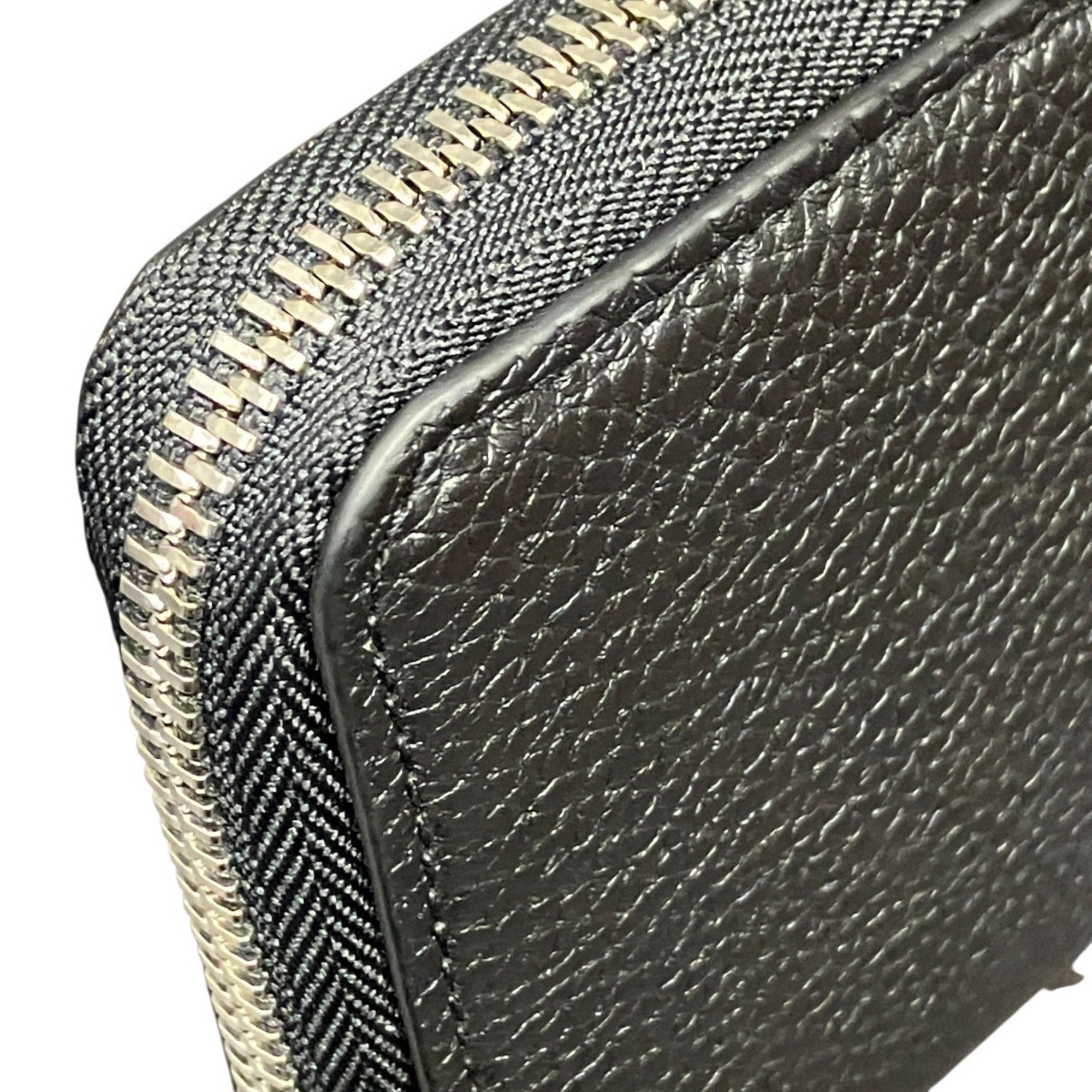 Gucci Black Leather Long Wallet (Bi-Fold) (Pre-Owned)